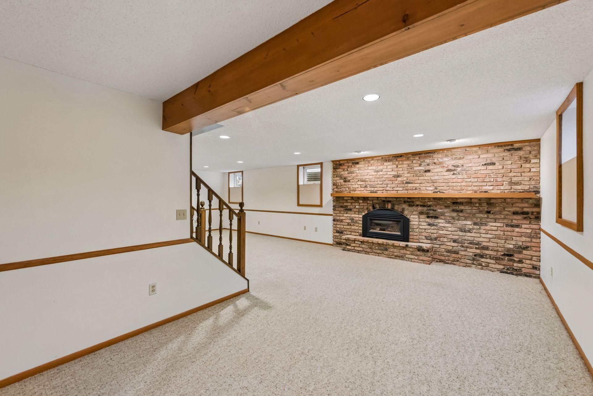 View of Residential at 9924 Little Circle, Bloomington MN 55437, Bloomington (27 of 34) - Mike Wilen | Minnesota Team Real Estate
