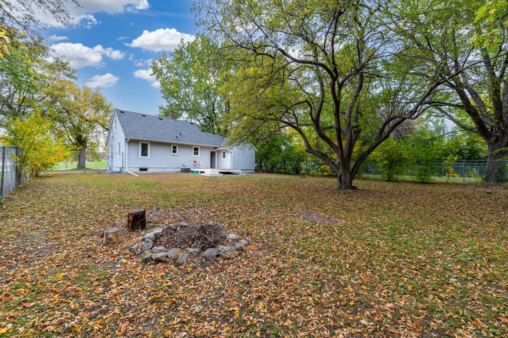 View of Residential at 1010 Evergreen Lane, Plymouth MN 55441, Plymouth (31 of 43) - Mike Wilen | Minnesota Team Real Estate