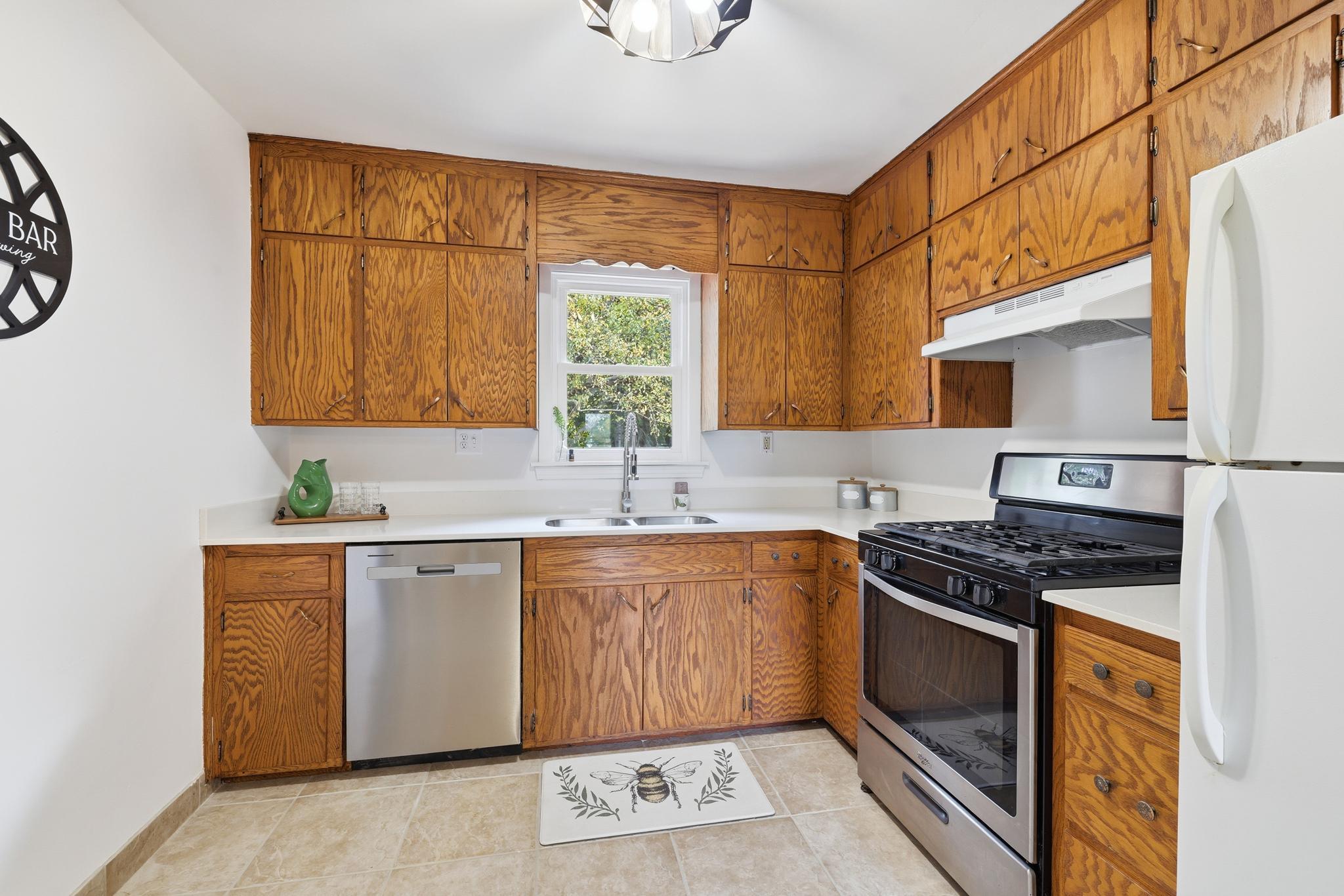 View of Residential at 1010 Evergreen Lane, Plymouth MN 55441, Plymouth (11 of 43) - Mike Wilen | Minnesota Team Real Estate