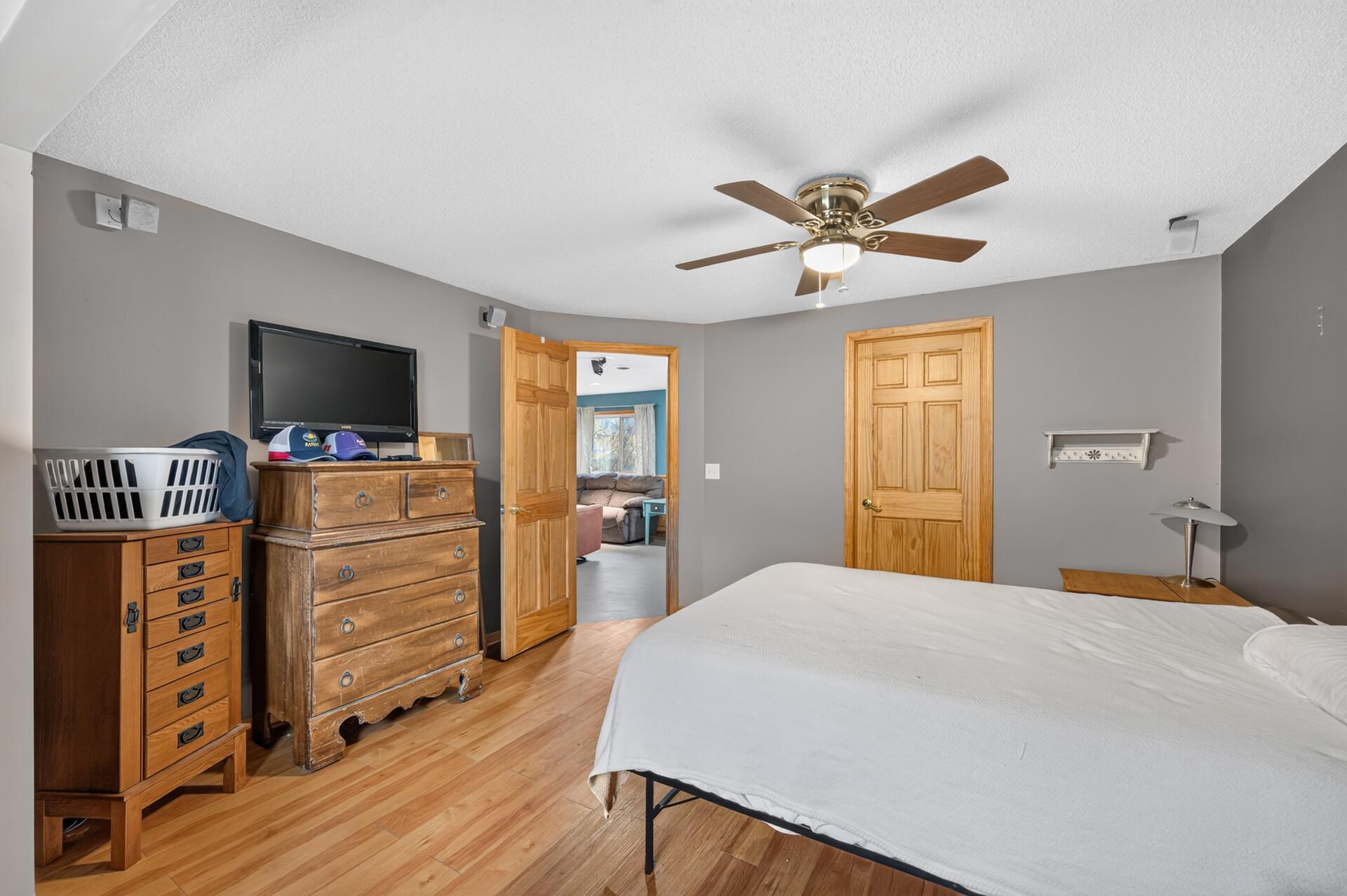 View of Residential at 30573 Redding Avenue, Shafer MN 55074, Shafer (31 of 46) - Mike Wilen | Minnesota Team Real Estate