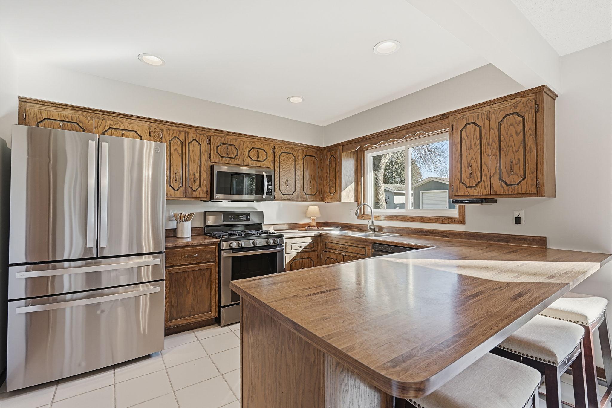 View of Residential at 11449 54th Street, Albertville MN 55301, Albertville (48 of 80) - Mike Wilen | Minnesota Team Real Estate