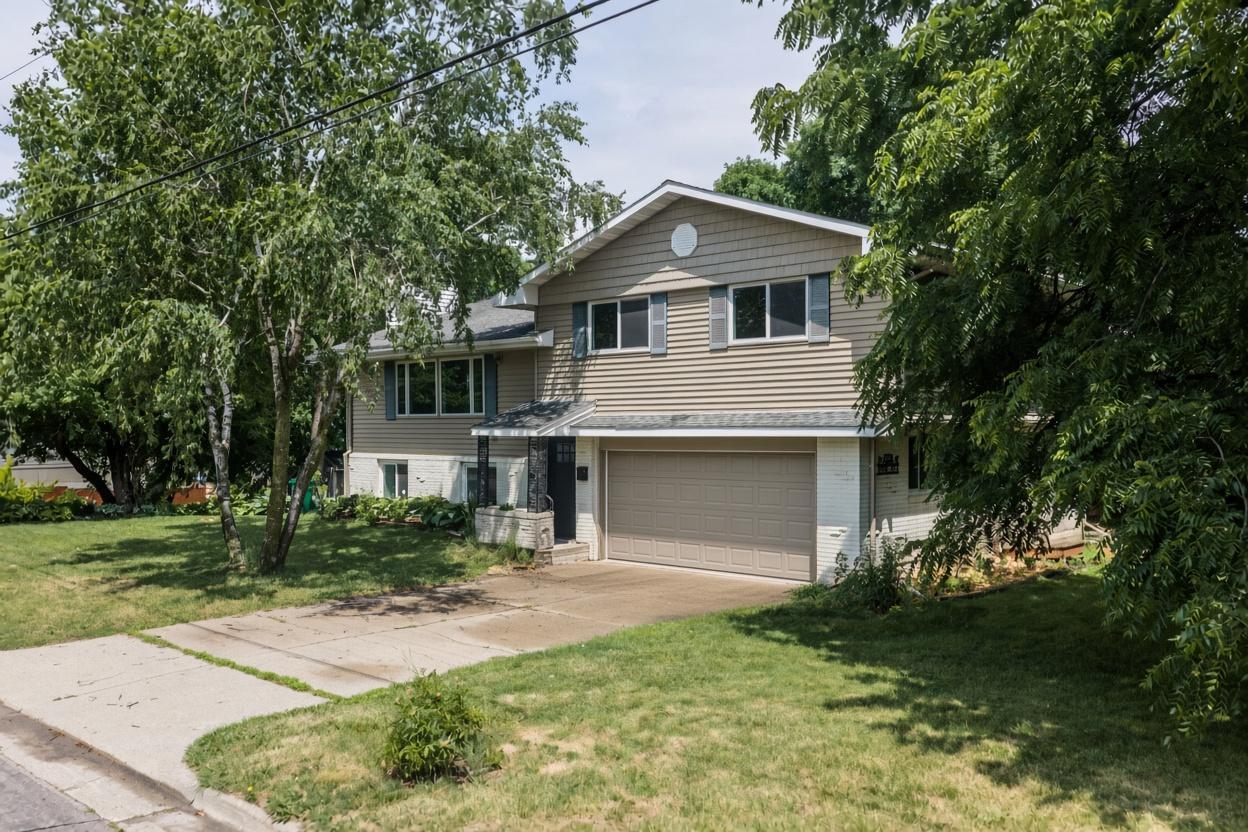 View of Residential at 4858 Irving Avenue, Minneapolis MN 55419, Minneapolis (38 of 54) - Mike Wilen | Minnesota Team Real Estate