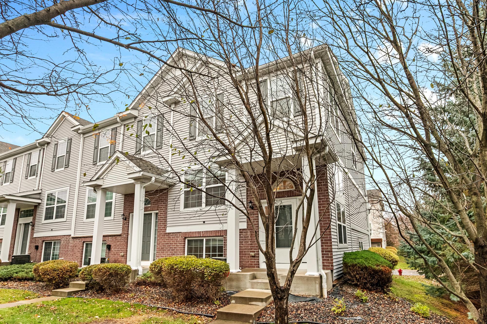 View of (TH) Side x Side at 911 Ledgestone Drive, Mahtomedi - Mike Wilen | Minnesota Team Real Estate