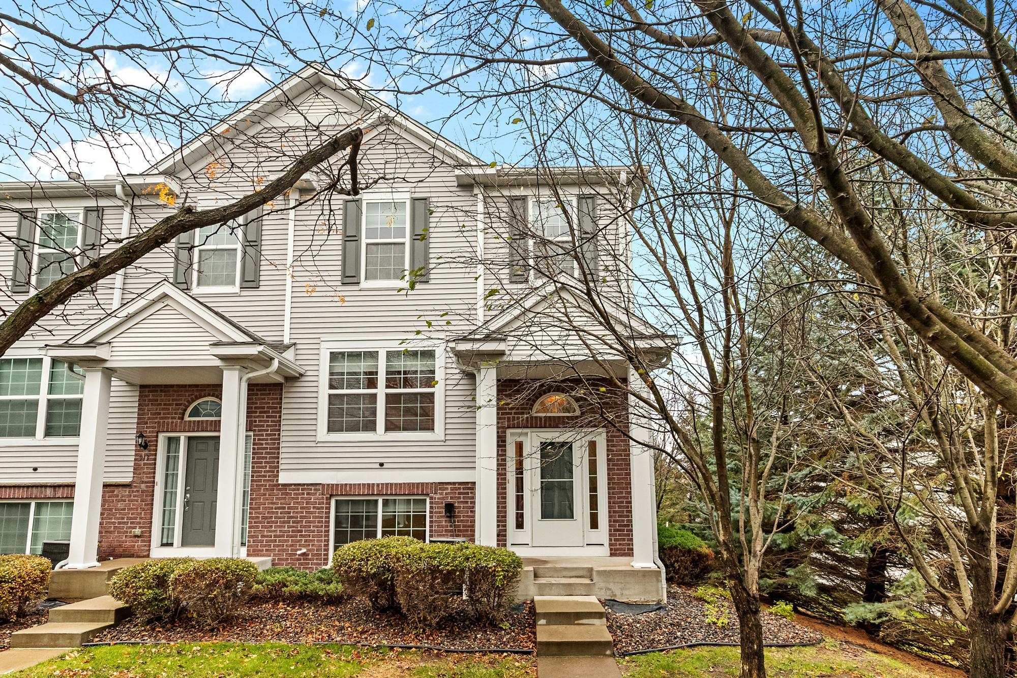 View of Residential at 911 Ledgestone Drive, Mahtomedi MN 55115, Mahtomedi (29 of 35) - Mike Wilen | Minnesota Team Real Estate