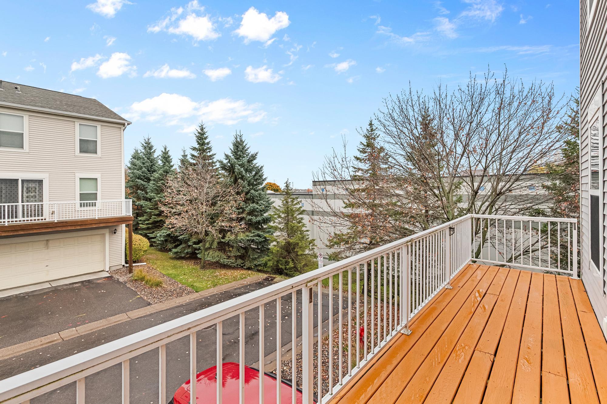 View of Residential at 911 Ledgestone Drive, Mahtomedi MN 55115, Mahtomedi (8 of 35) - Mike Wilen | Minnesota Team Real Estate