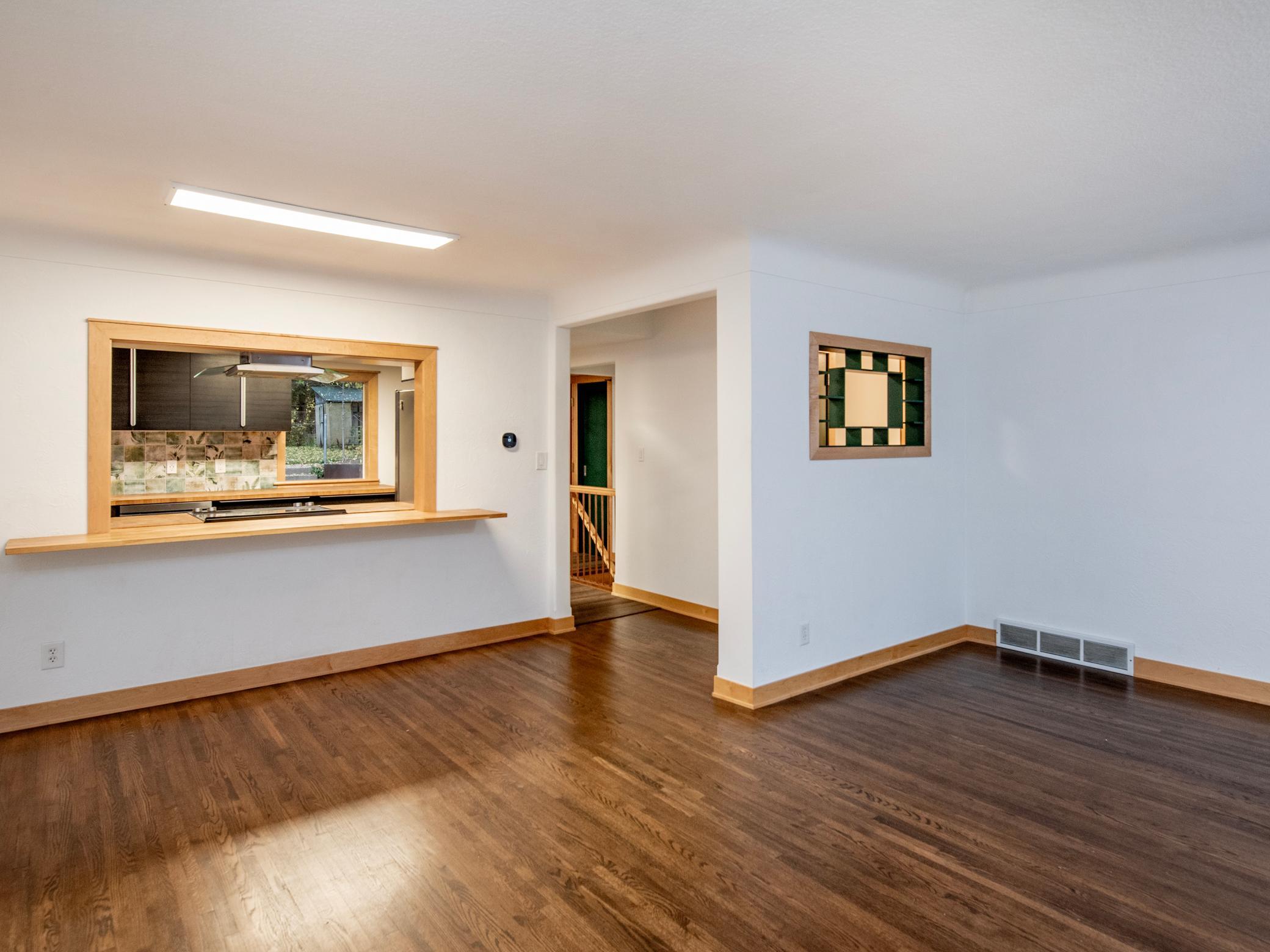 View of Residential at 2387 Bourne Avenue, Saint Paul MN 55108, Saint Paul (6 of 39) - Mike Wilen | Minnesota Team Real Estate