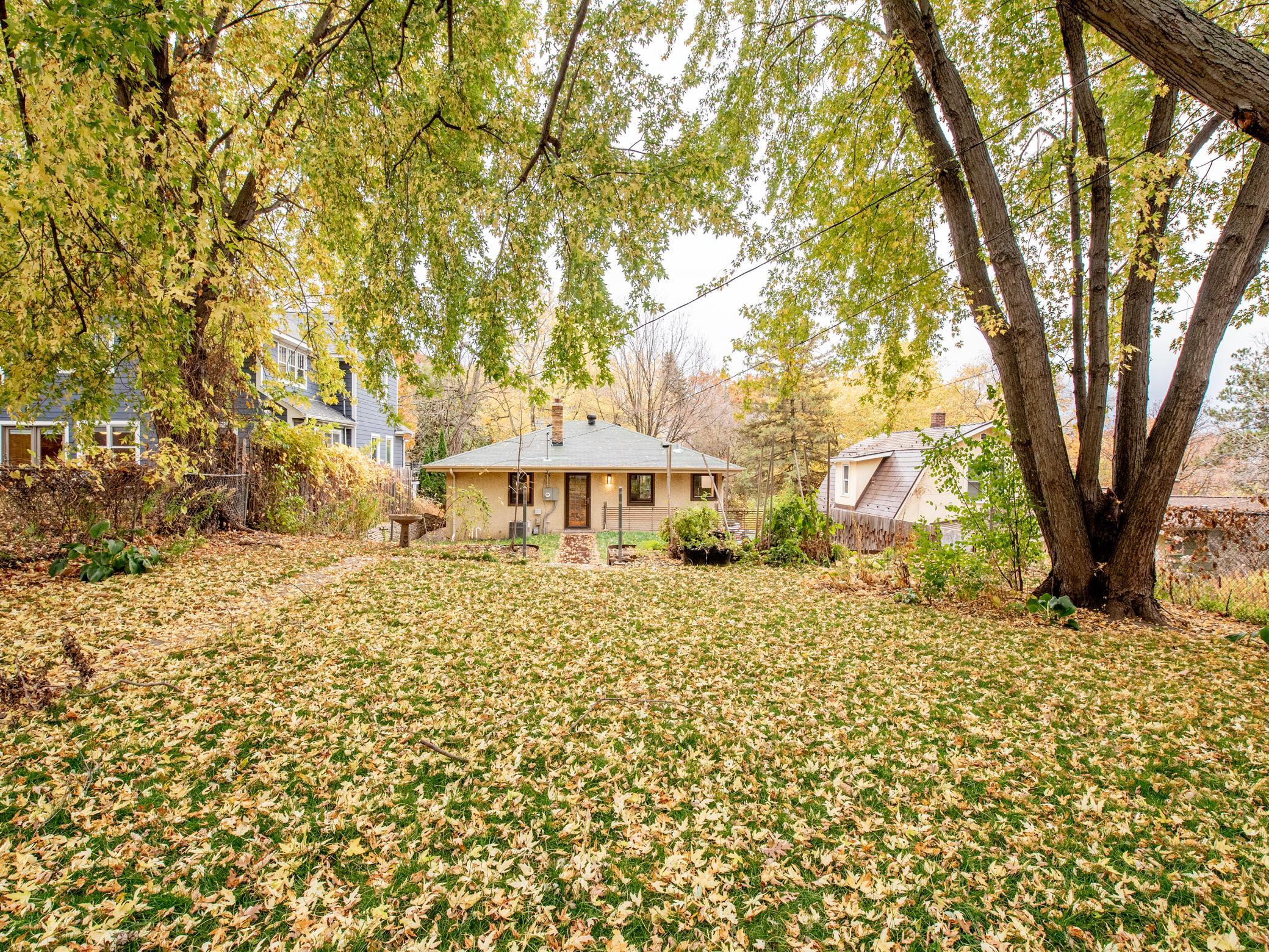 View of Residential at 2387 Bourne Avenue, Saint Paul MN 55108, Saint Paul (33 of 39) - Mike Wilen | Minnesota Team Real Estate