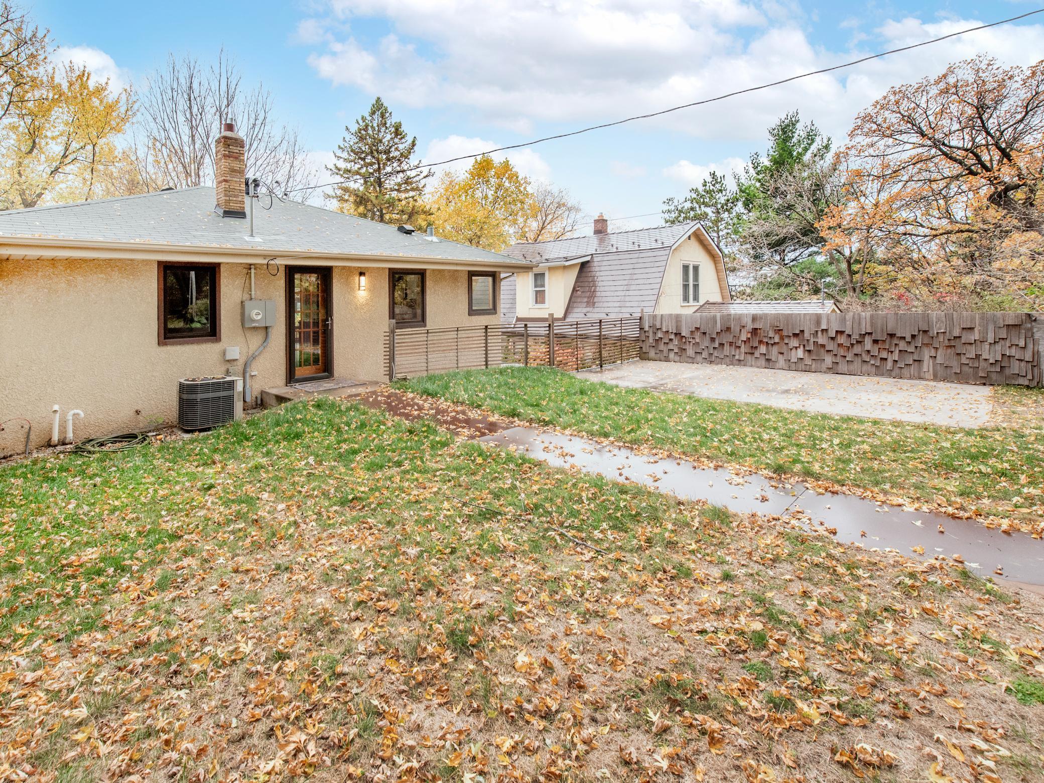 View of Residential at 2387 Bourne Avenue, Saint Paul MN 55108, Saint Paul (31 of 39) - Mike Wilen | Minnesota Team Real Estate