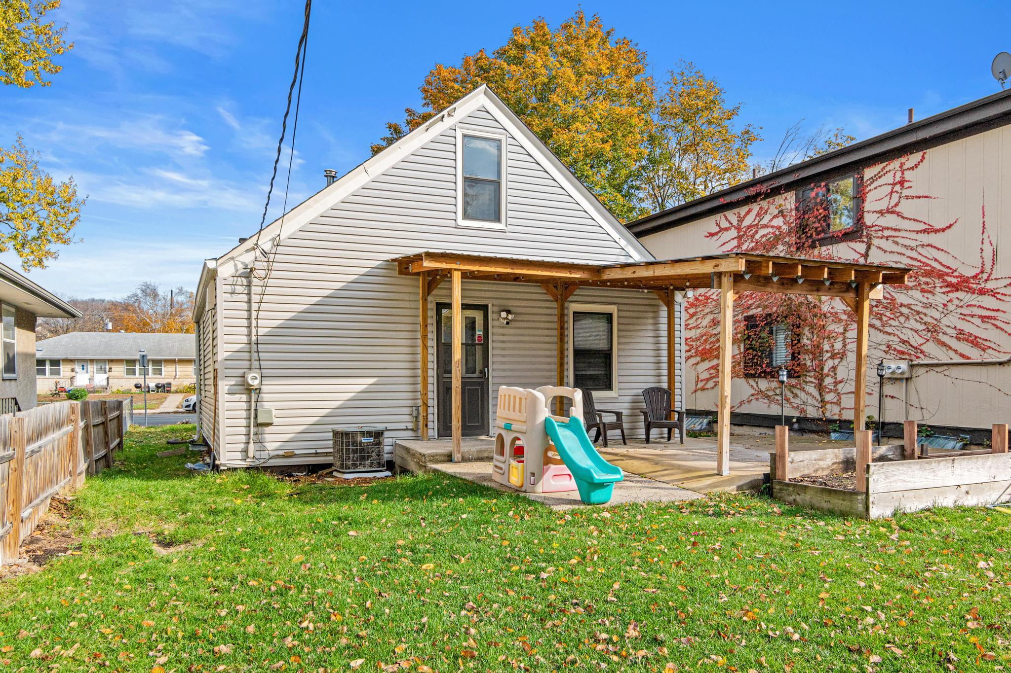 View of Residential at 5552 28th Avenue, Minneapolis MN 55417, Minneapolis (27 of 30) - Mike Wilen | Minnesota Team Real Estate