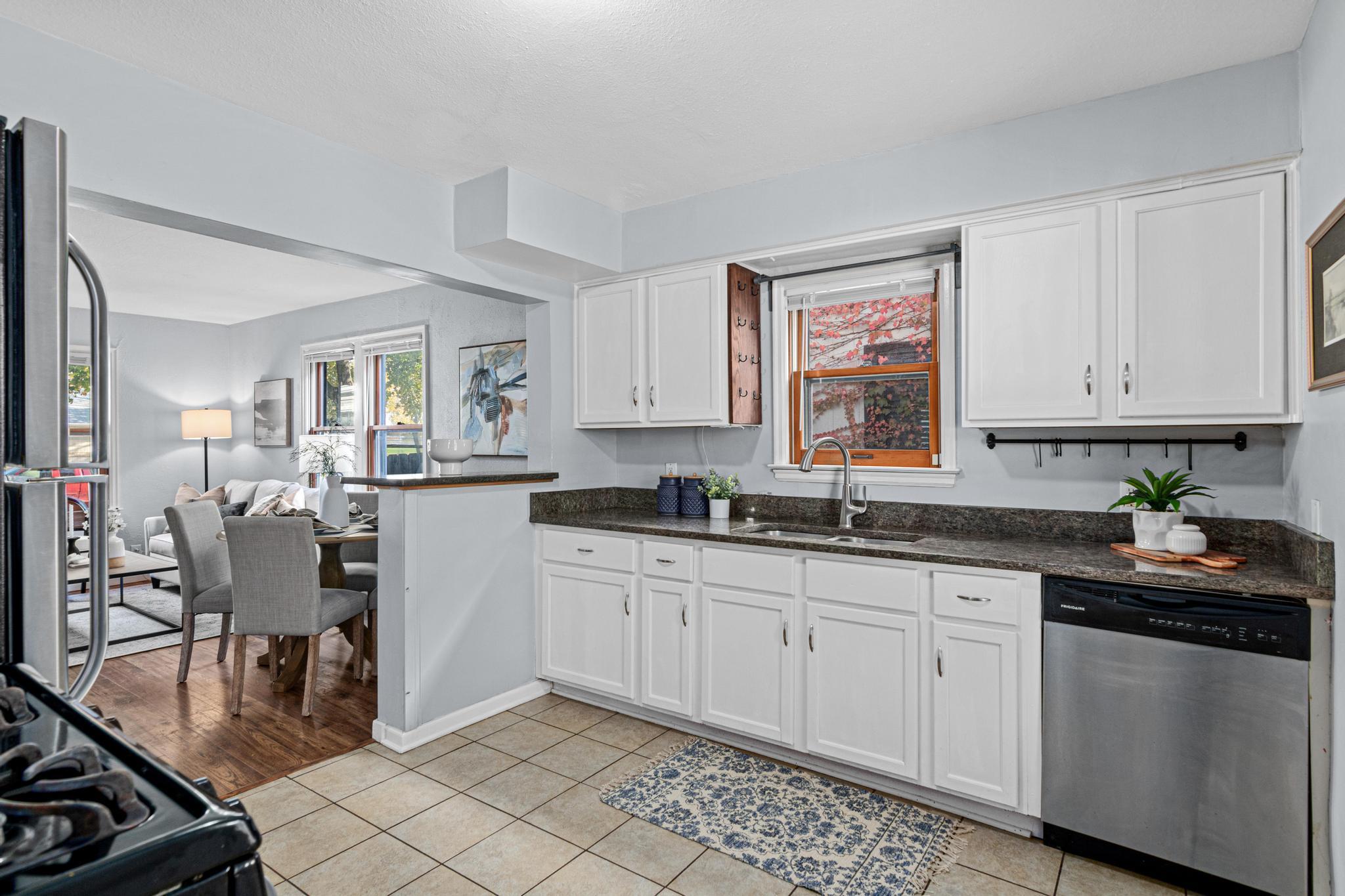 View of Residential at 5552 28th Avenue, Minneapolis MN 55417, Minneapolis (11 of 30) - Mike Wilen | Minnesota Team Real Estate