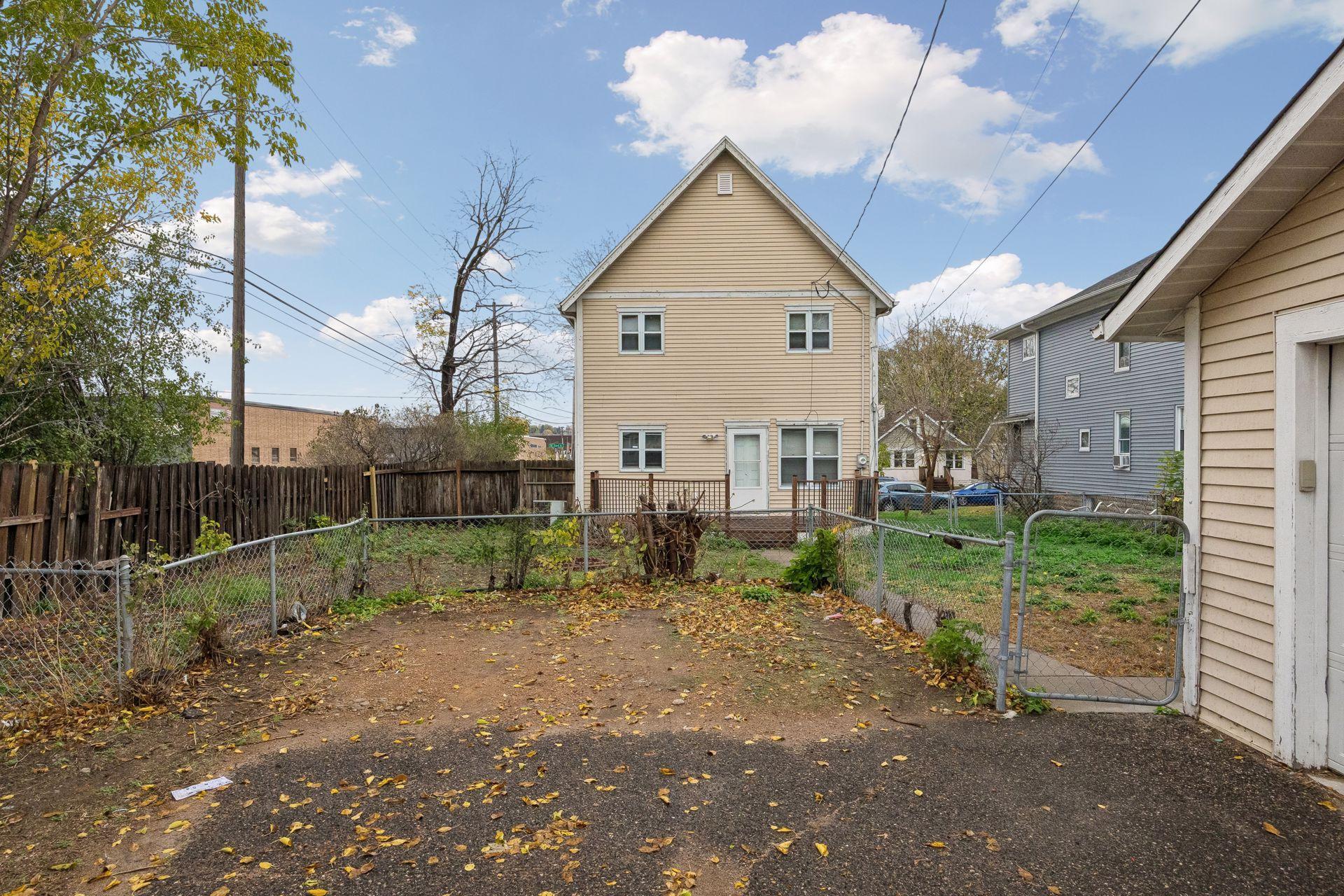 View of Residential at 1109 23rd Avenue, Minneapolis MN 55414, Minneapolis (25 of 36) - Mike Wilen | Minnesota Team Real Estate