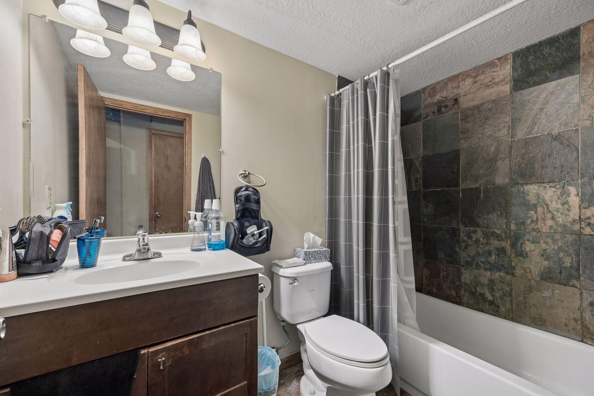 View of Residential at 1109 23rd Avenue, Minneapolis MN 55414, Minneapolis (19 of 36) - Mike Wilen | Minnesota Team Real Estate