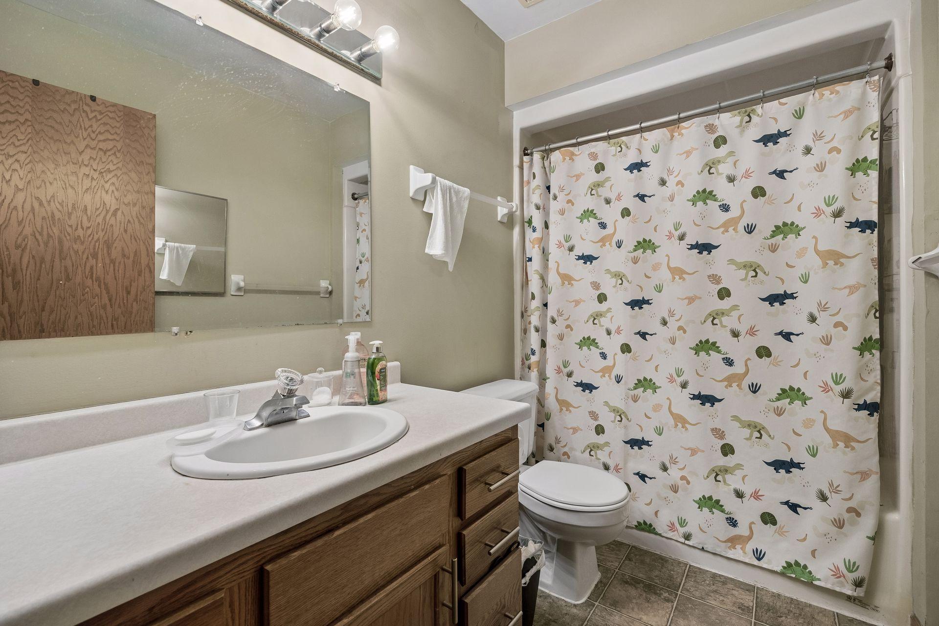 View of Residential at 1109 23rd Avenue, Minneapolis MN 55414, Minneapolis (15 of 36) - Mike Wilen | Minnesota Team Real Estate