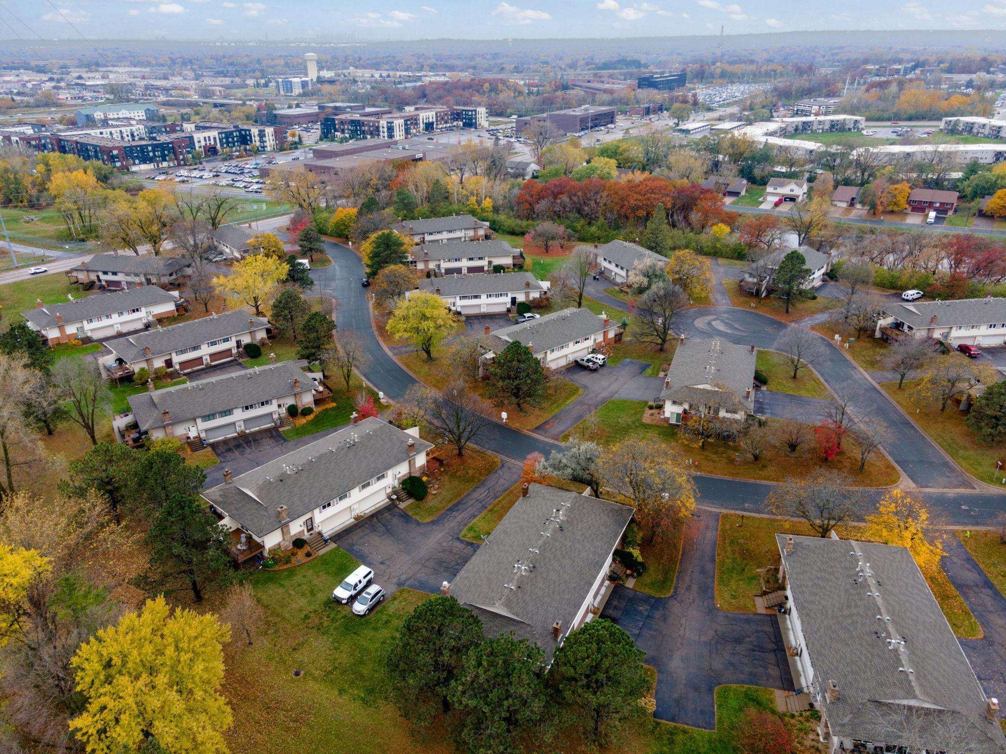 View of Residential at 4148 Sylvia Lane, Shoreview MN 55126, Shoreview (28 of 29) - Mike Wilen | Minnesota Team Real Estate