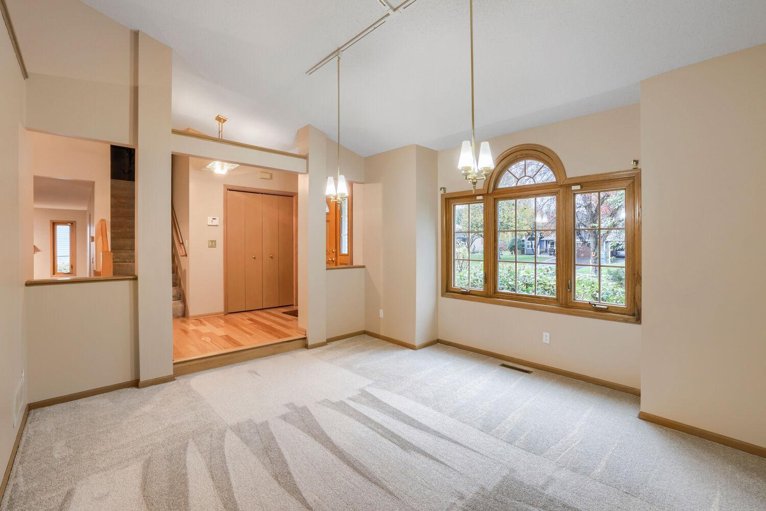 View of Residential at 1119 Bonnieview Drive, Woodbury MN 55129, Woodbury (18 of 41) - Mike Wilen | Minnesota Team Real Estate