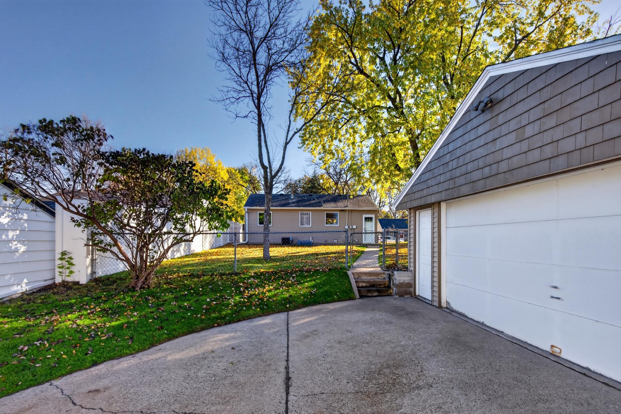 View of Residential at 2810 Pennsylvania Avenue, Saint Louis Park MN 55426, Saint Louis Park (29 of 29) - Mike Wilen | Minnesota Team Real Estate