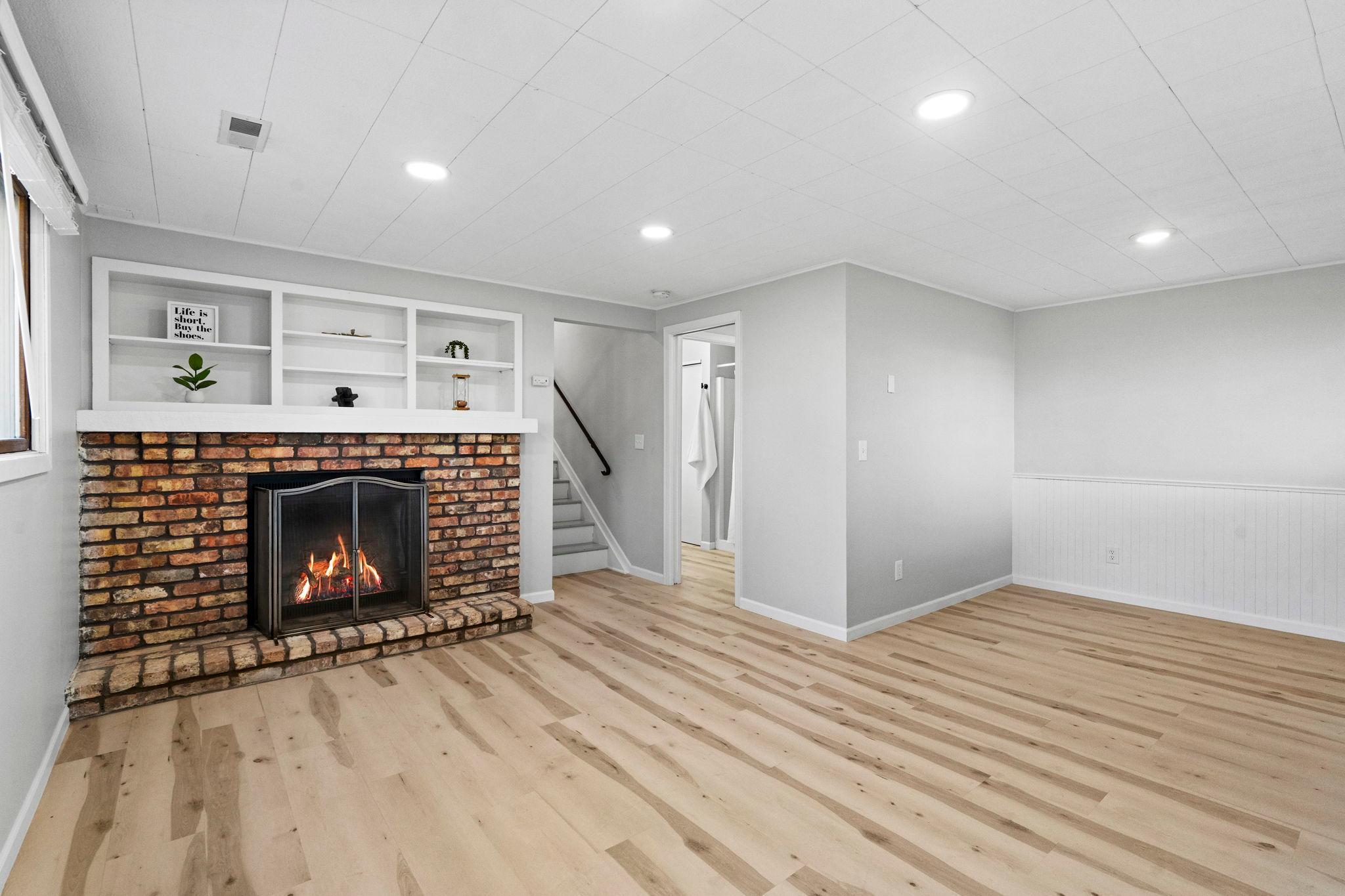 View of Residential at 8717 Maplebrook Circle, Brooklyn Park MN 55445, Brooklyn Park (21 of 36) - Mike Wilen | Minnesota Team Real Estate