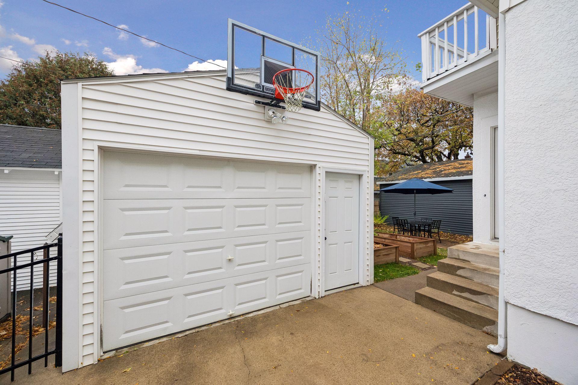 View of Residential at 3011 45th Street, Minneapolis MN 55410, Minneapolis (42 of 62) - Mike Wilen | Minnesota Team Real Estate