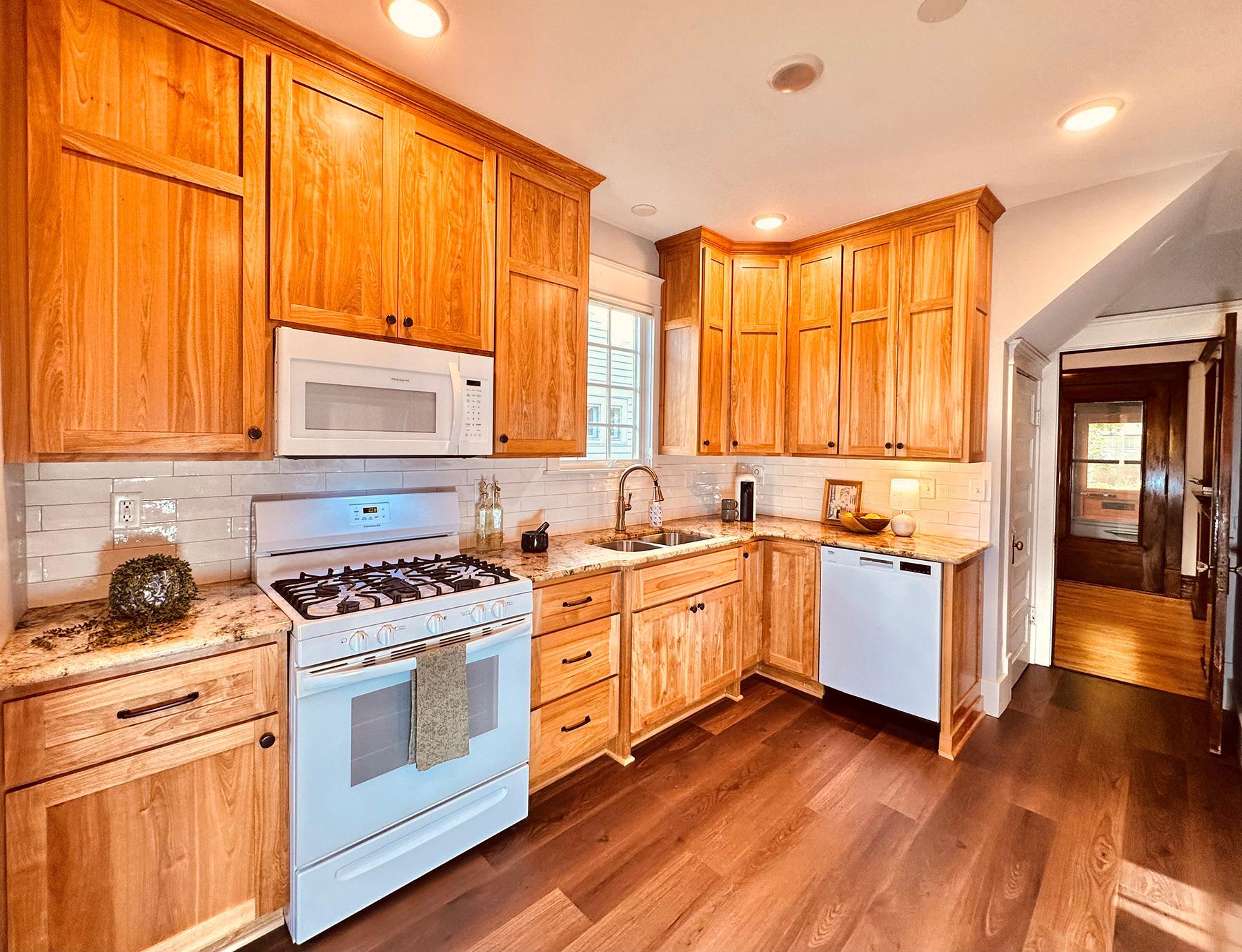View of Residential at 3512 Harriet Avenue, Minneapolis MN 55408, Minneapolis (9 of 20) - Mike Wilen | Minnesota Team Real Estate