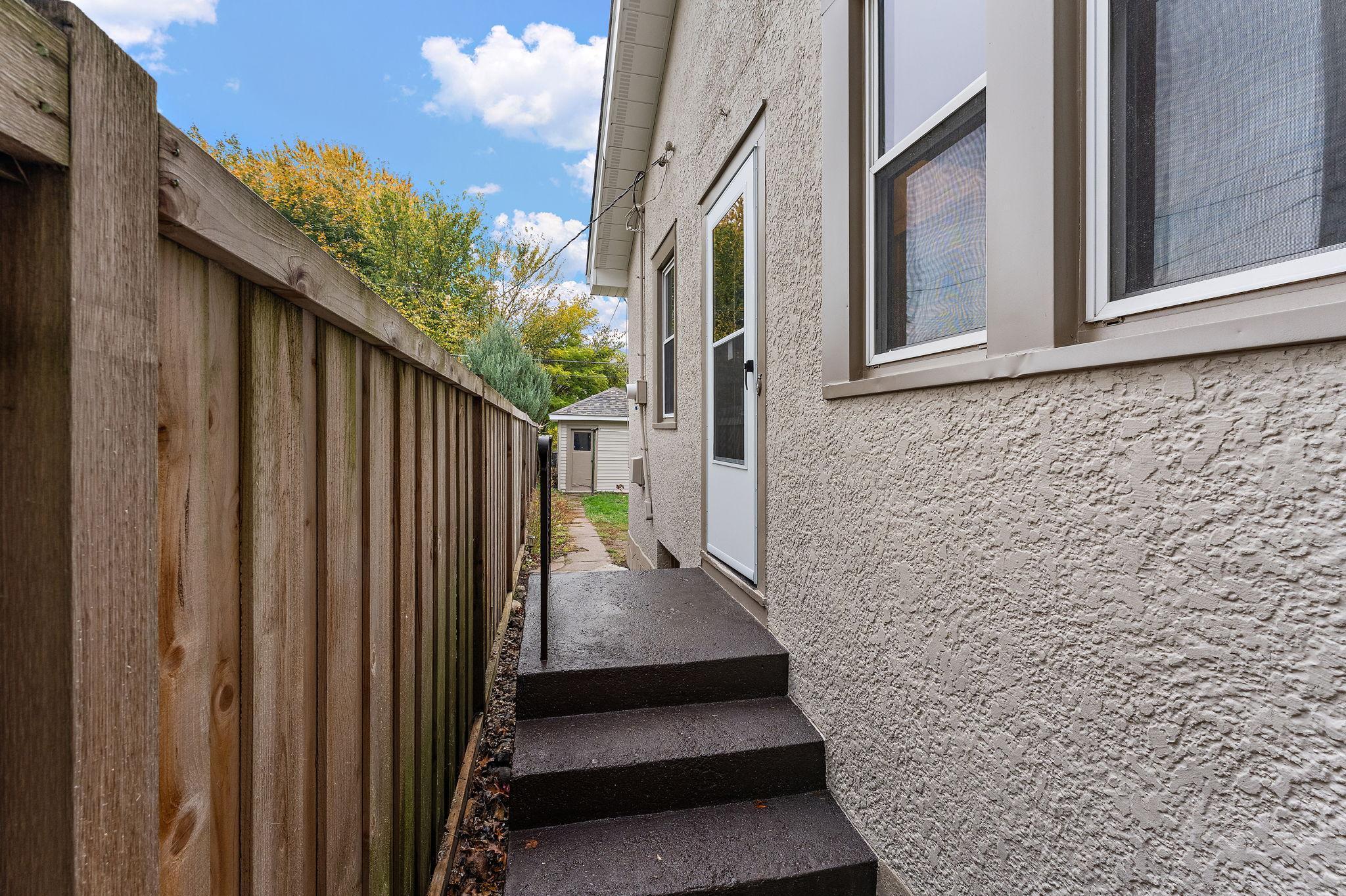 View of Residential at 342 Saratoga Street, Saint Paul MN 55105, Saint Paul (6 of 38) - Mike Wilen | Minnesota Team Real Estate