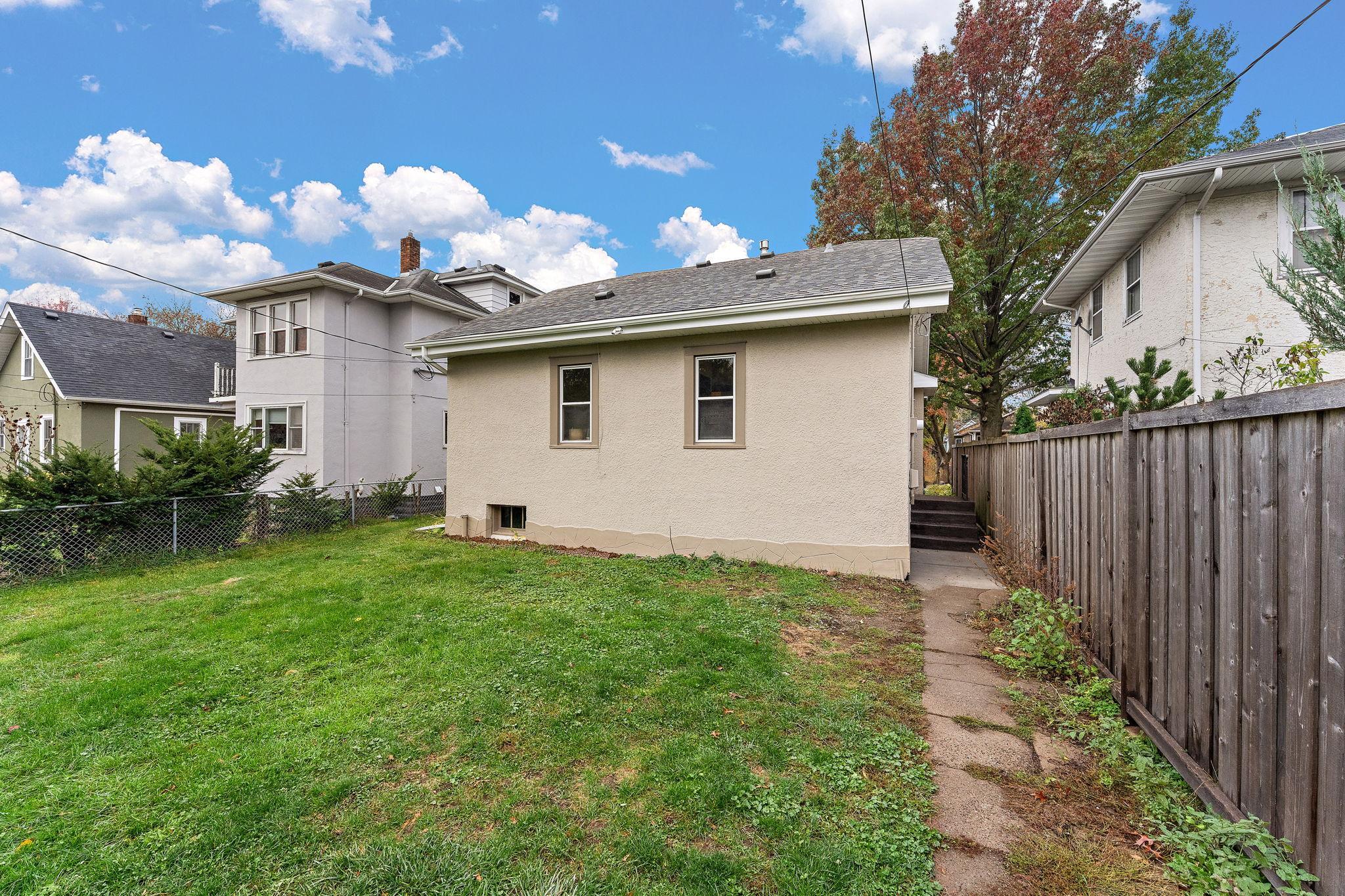 View of Residential at 342 Saratoga Street, Saint Paul MN 55105, Saint Paul (35 of 38) - Mike Wilen | Minnesota Team Real Estate