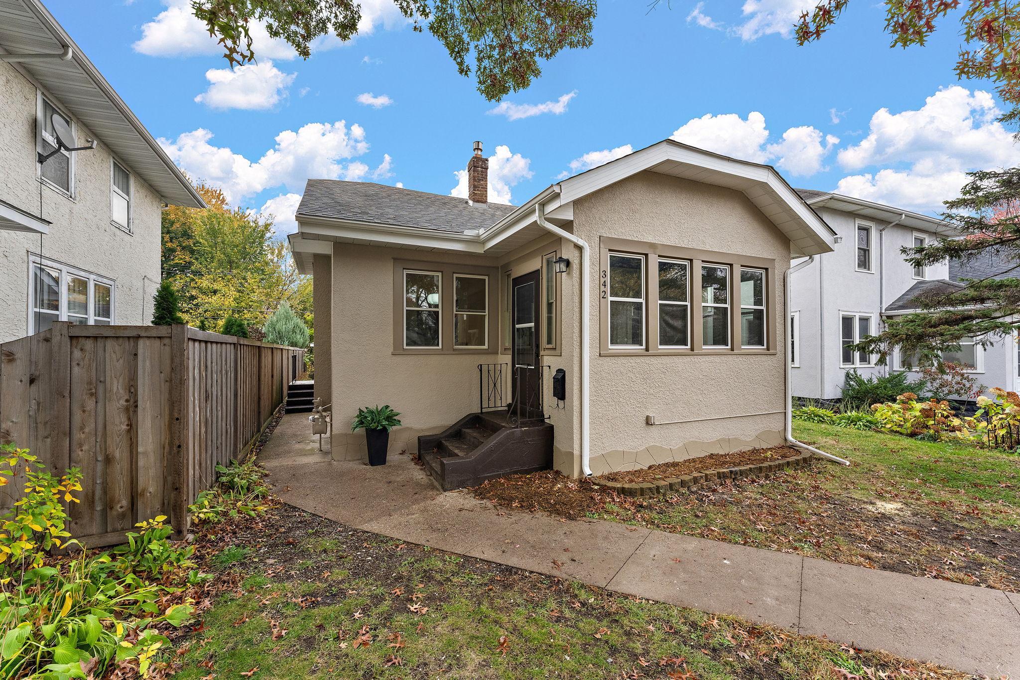 View of Residential at 342 Saratoga Street, Saint Paul MN 55105, Saint Paul (3 of 38) - Mike Wilen | Minnesota Team Real Estate
