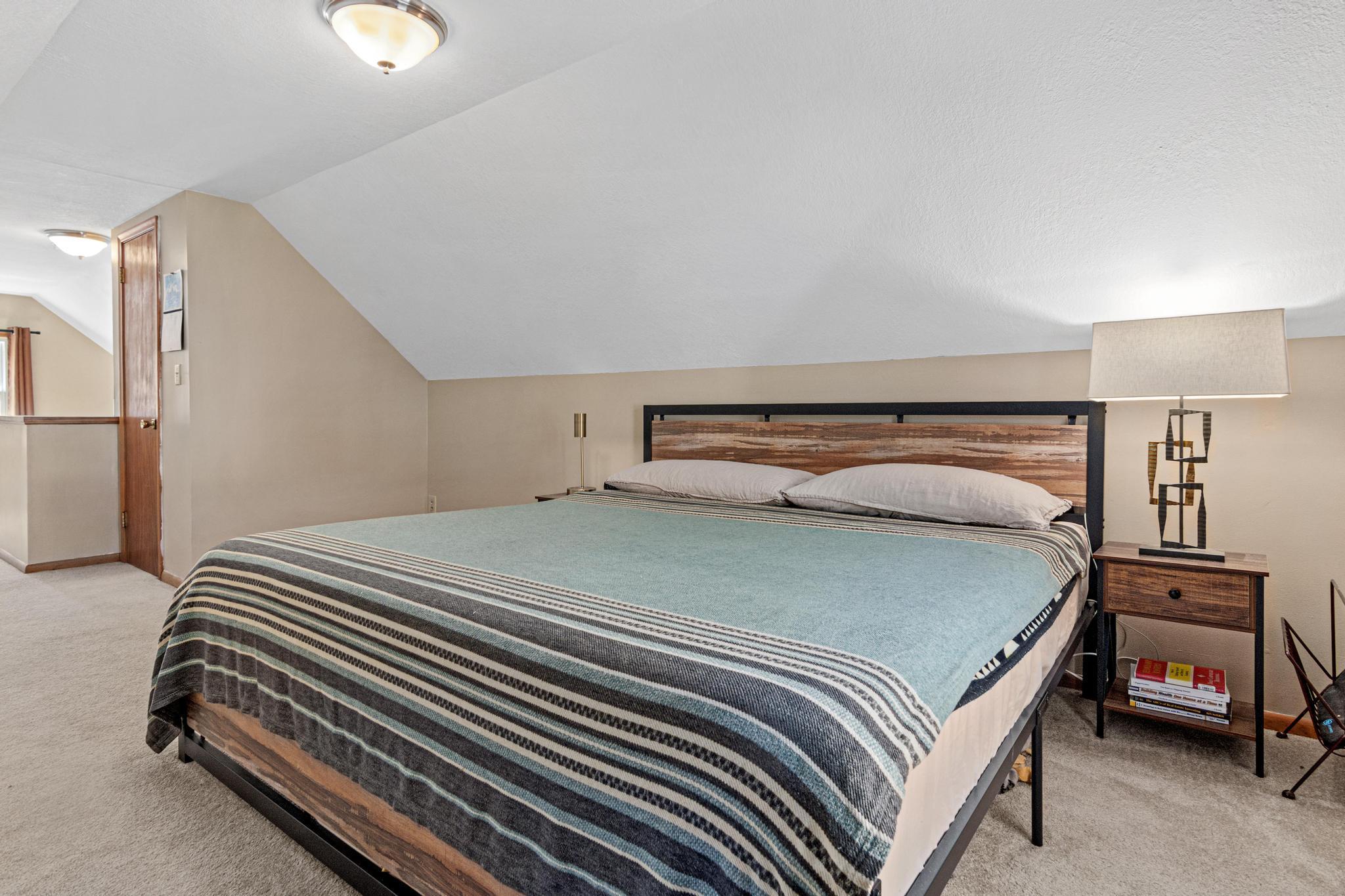 View of Residential at 1044 Lexington Parkway, Saint Paul MN 55103, Saint Paul (16 of 23) - Mike Wilen | Minnesota Team Real Estate