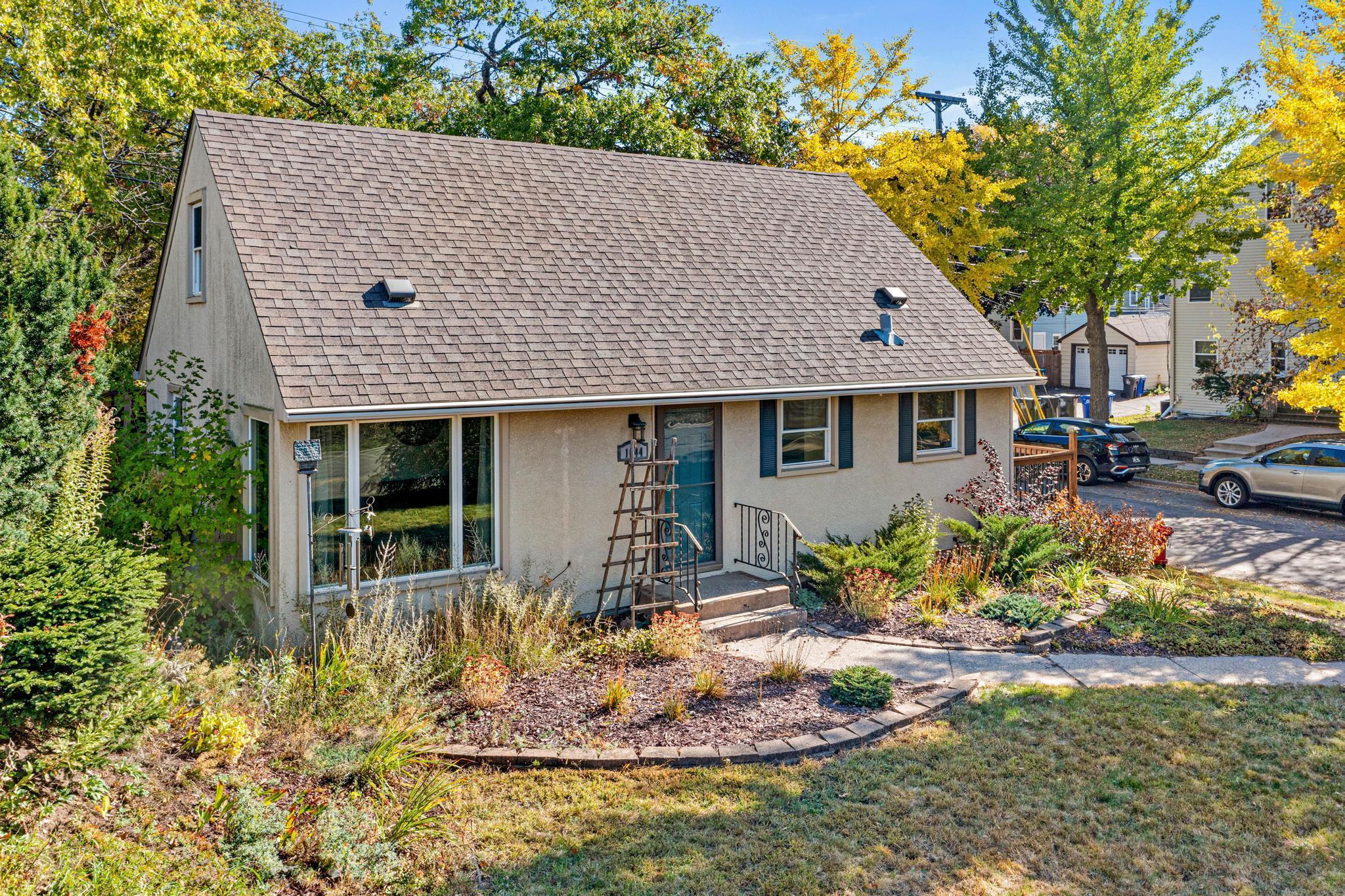 View of Single Family at 1044 Lexington Parkway, Saint Paul - Mike Wilen | Minnesota Team Real Estate