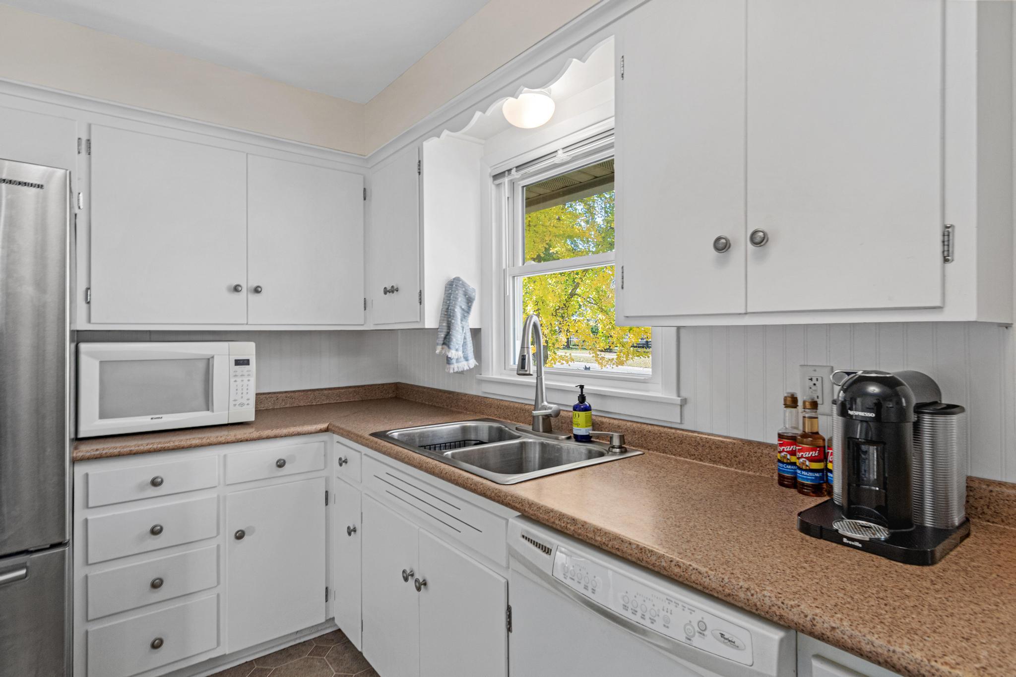 View of Residential at 1044 Lexington Parkway, Saint Paul MN 55103, Saint Paul (14 of 23) - Mike Wilen | Minnesota Team Real Estate