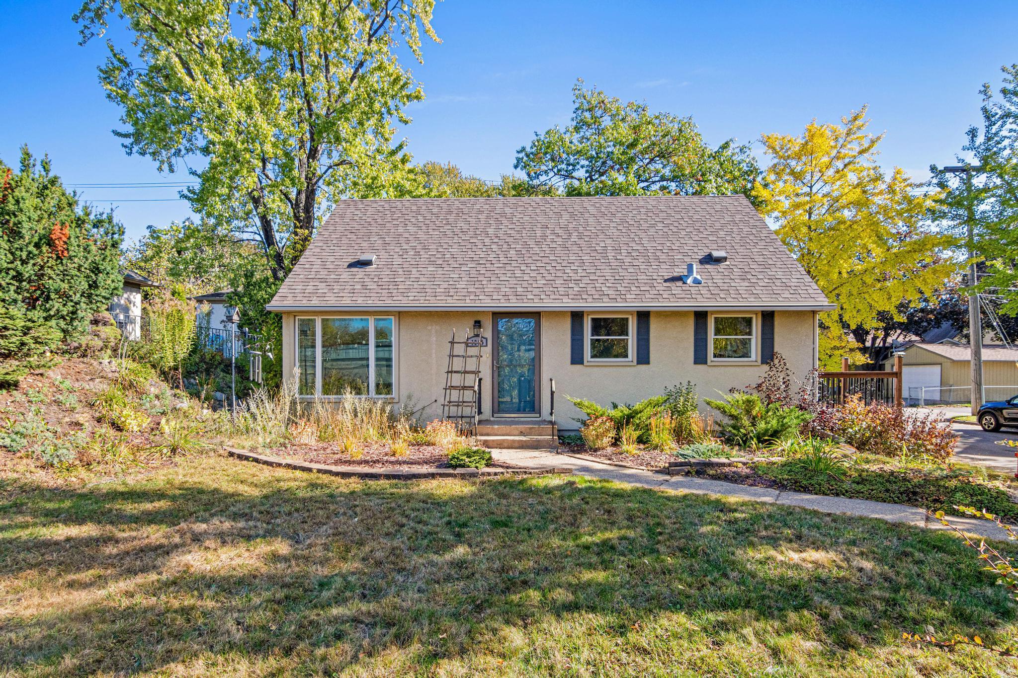 View of Residential at 1044 Lexington Parkway, Saint Paul MN 55103, Saint Paul (3 of 23) - Mike Wilen | Minnesota Team Real Estate