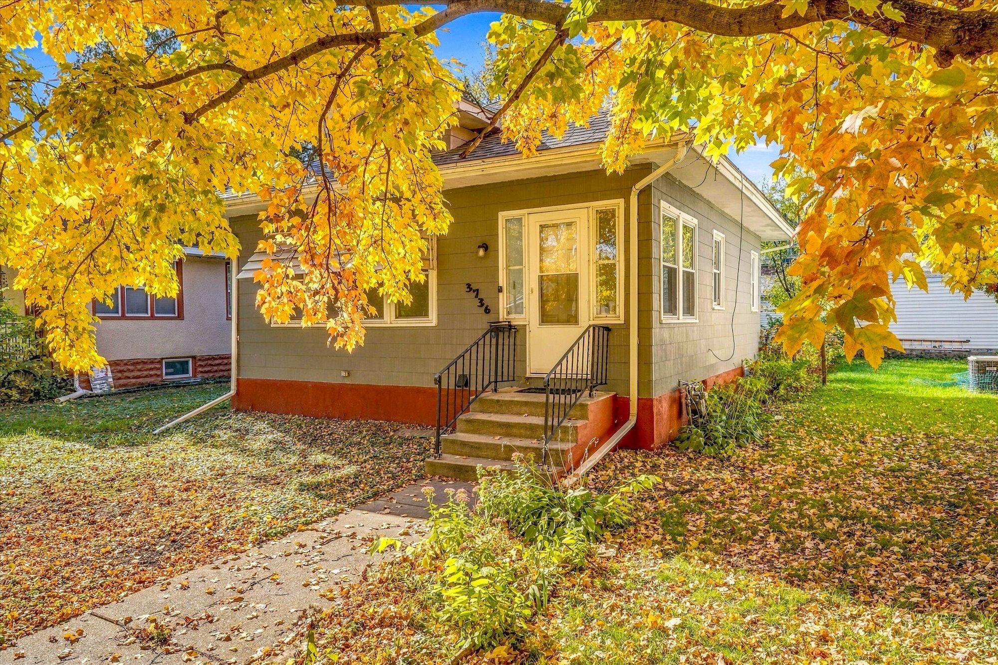 View of Residential at 3736 18th Avenue, Minneapolis MN 55407, Minneapolis (2 of 35) - Mike Wilen | Minnesota Team Real Estate