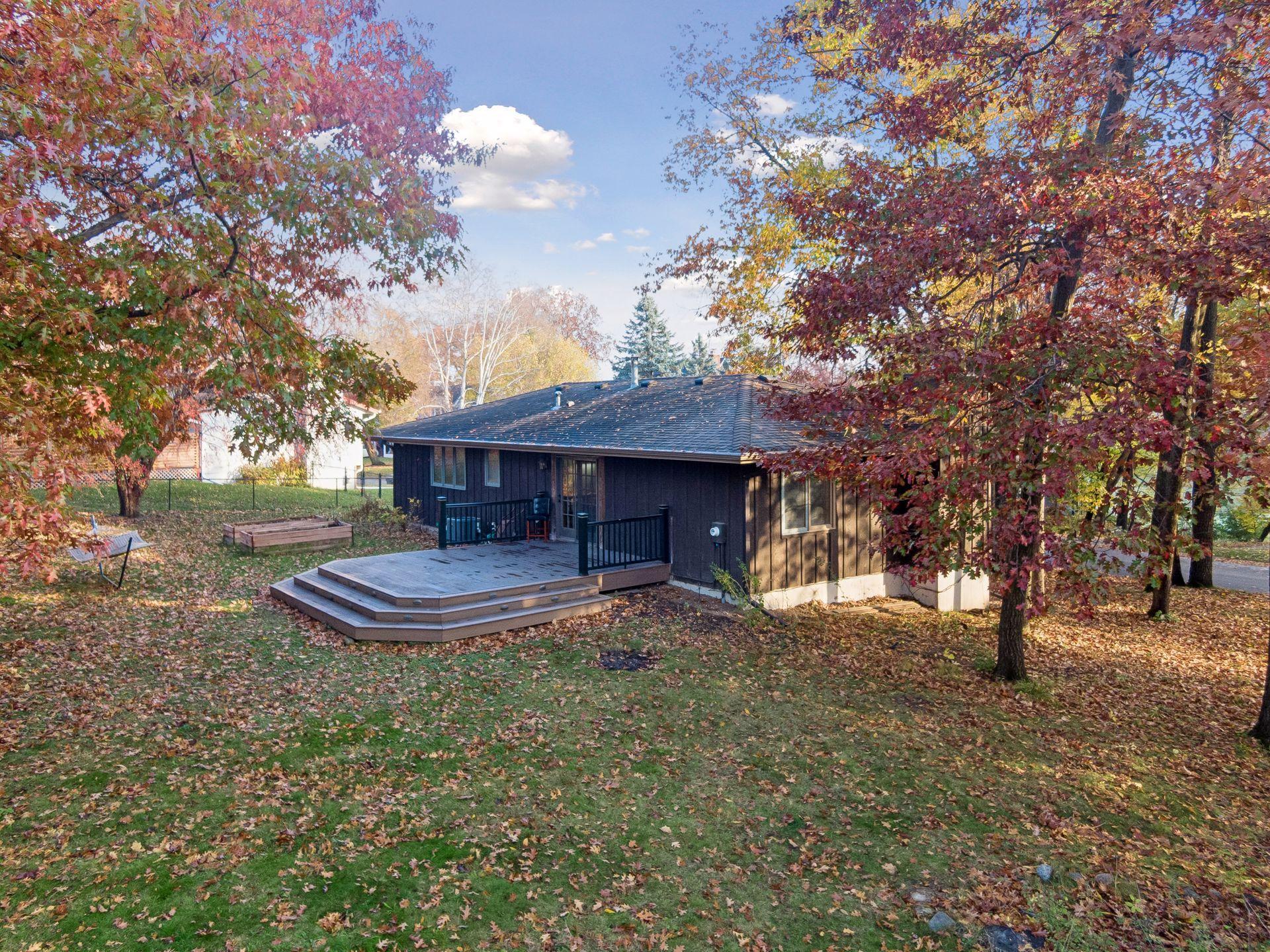 View of Residential at 16640 Hillcrest Court, Eden Prairie MN 55346, Eden Prairie (40 of 55) - Mike Wilen | Minnesota Team Real Estate