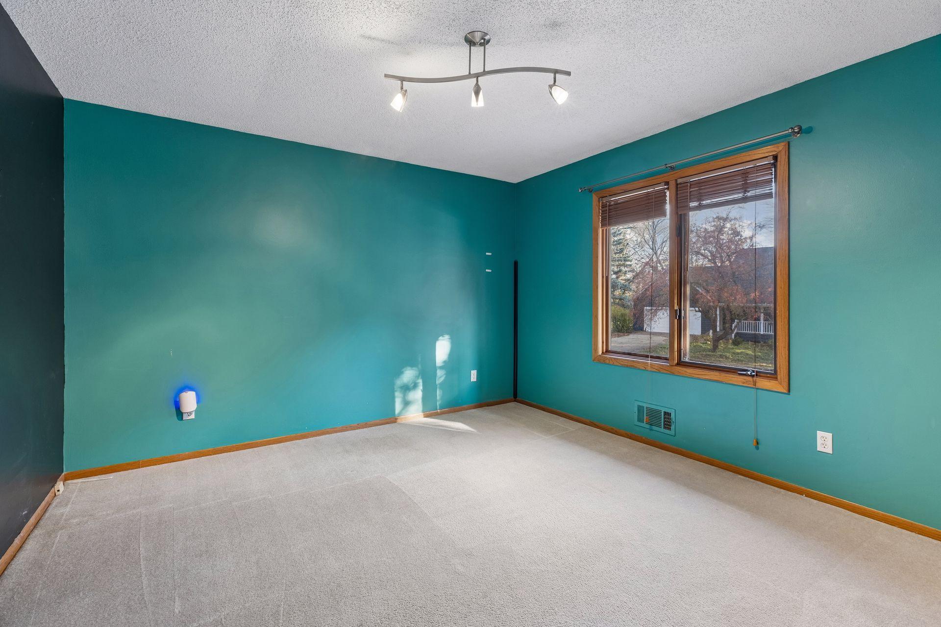 View of Residential at 16640 Hillcrest Court, Eden Prairie MN 55346, Eden Prairie (21 of 55) - Mike Wilen | Minnesota Team Real Estate