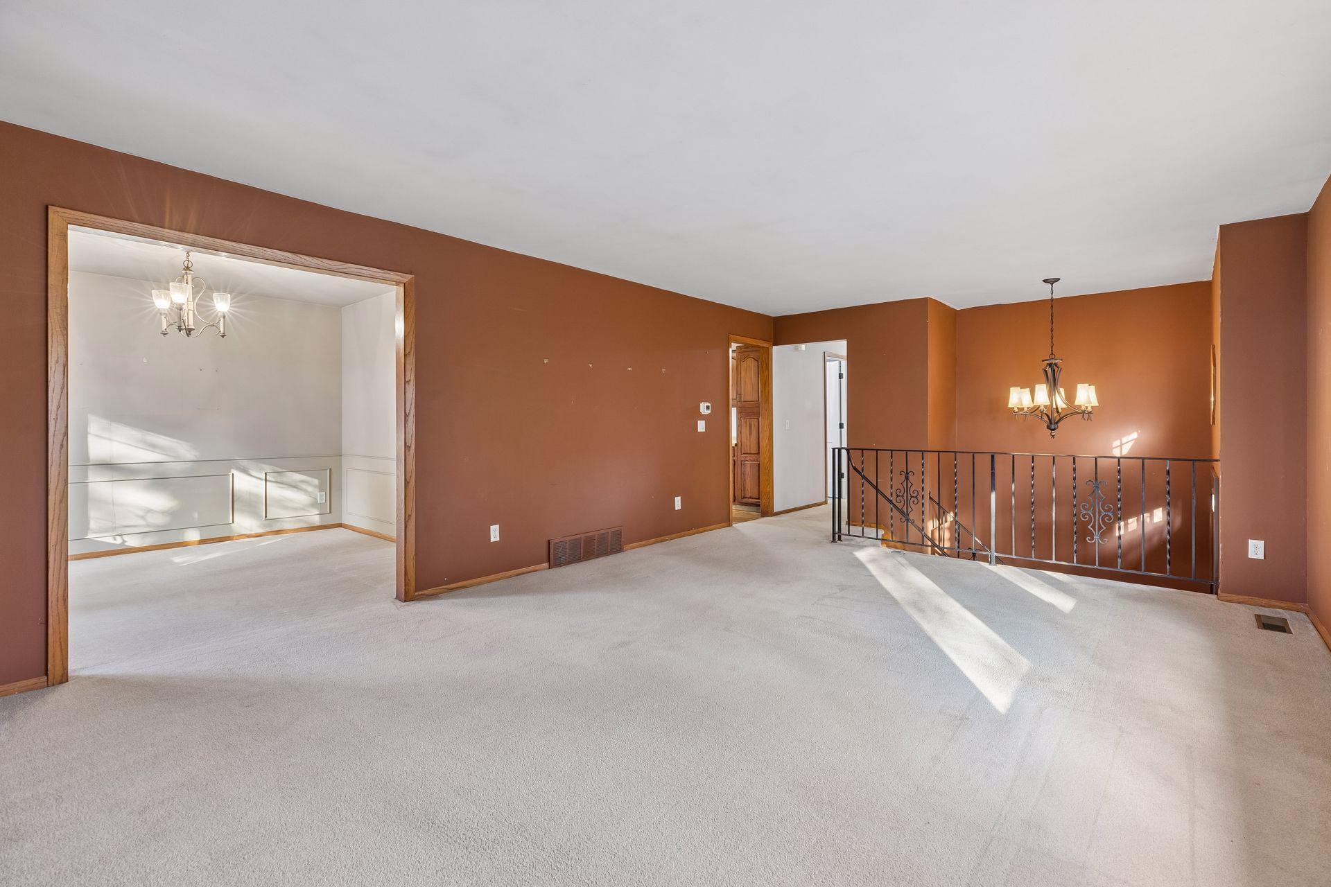 View of Residential at 16640 Hillcrest Court, Eden Prairie MN 55346, Eden Prairie (8 of 55) - Mike Wilen | Minnesota Team Real Estate