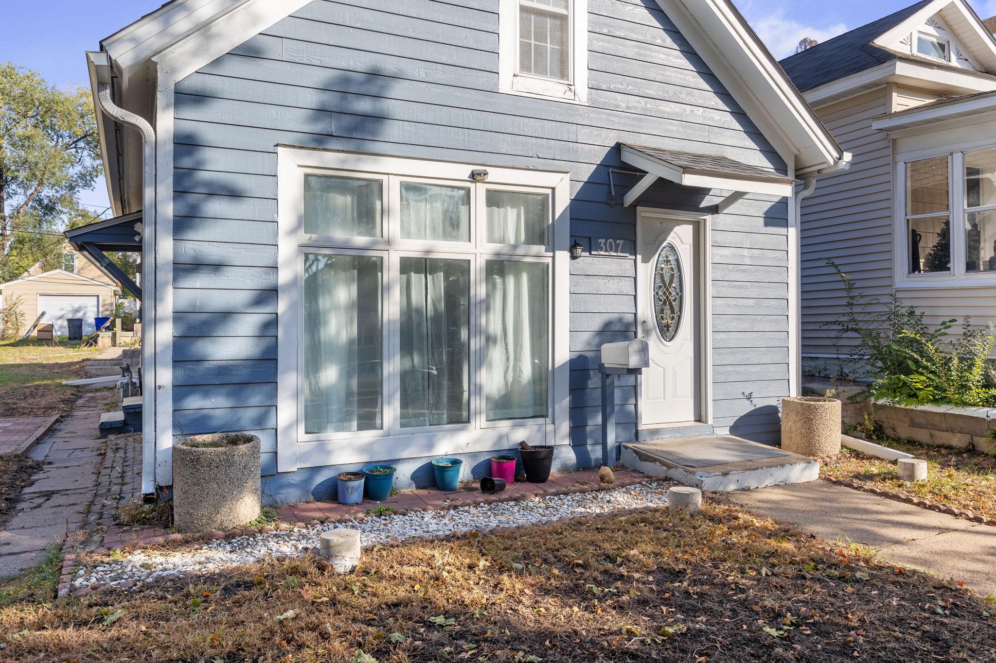 View of Residential at 307 Charles Avenue, Saint Paul MN 55103, Saint Paul (2 of 20) - Mike Wilen | Minnesota Team Real Estate