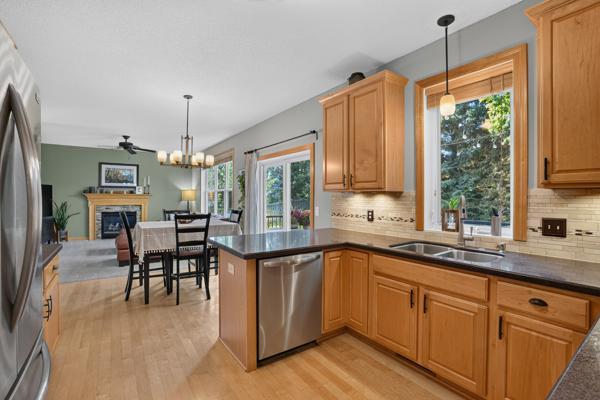 View of Residential at 1034 Earley Lake Place, Burnsville MN 55306, Burnsville (10 of 32) - Mike Wilen | Minnesota Team Real Estate