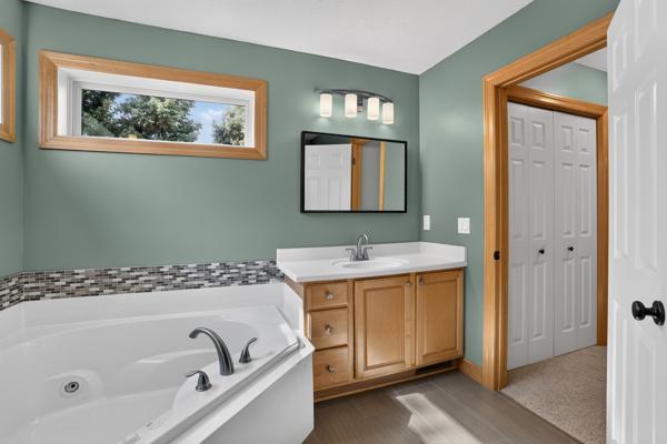View of Residential at 1034 Earley Lake Place, Burnsville MN 55306, Burnsville (21 of 32) - Mike Wilen | Minnesota Team Real Estate