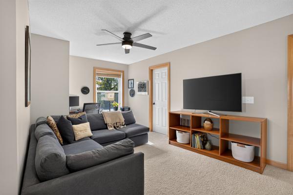 View of Residential at 1034 Earley Lake Place, Burnsville MN 55306, Burnsville (28 of 32) - Mike Wilen | Minnesota Team Real Estate