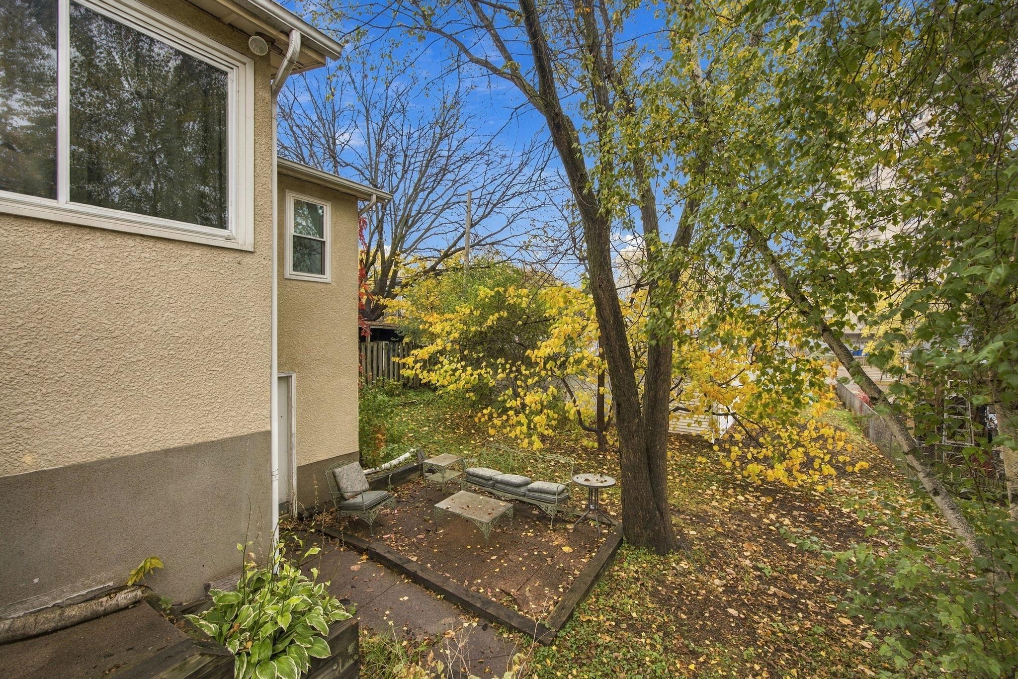 View of Residential at 990 Jameson Street, Saint Paul MN 55103, Saint Paul (27 of 34) - Mike Wilen | Minnesota Team Real Estate