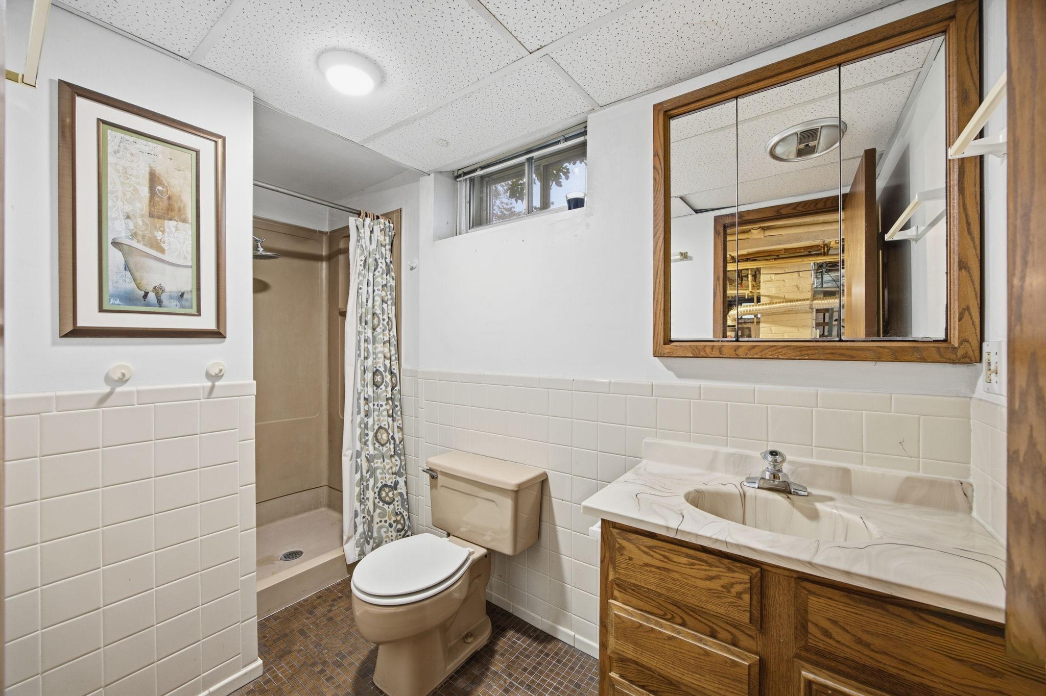 View of Residential at 990 Jameson Street, Saint Paul MN 55103, Saint Paul (23 of 34) - Mike Wilen | Minnesota Team Real Estate