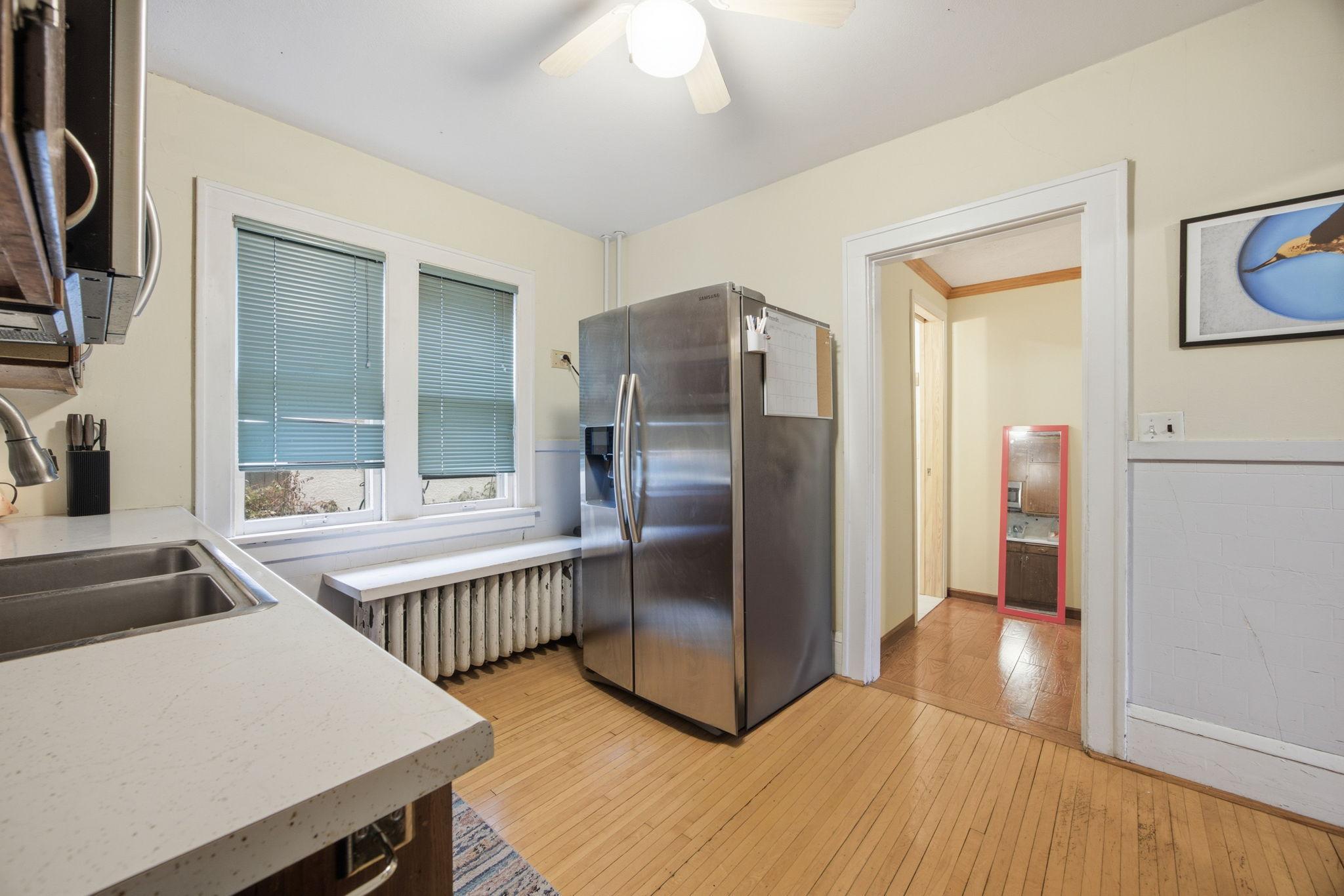 View of Residential at 990 Jameson Street, Saint Paul MN 55103, Saint Paul (11 of 34) - Mike Wilen | Minnesota Team Real Estate