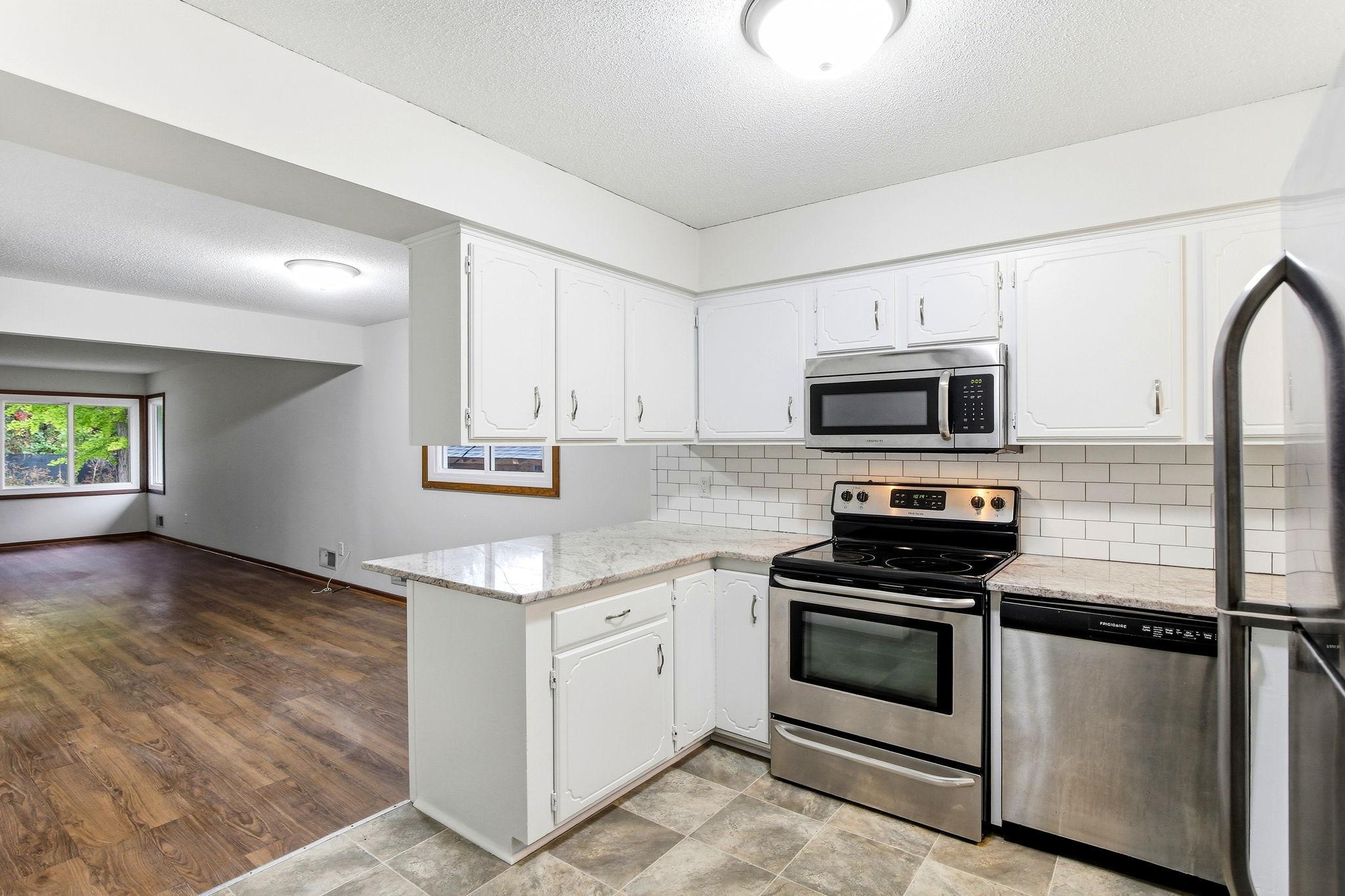 View of Residential at 936 Jefferson Avenue, Saint Paul MN 55102, Saint Paul (14 of 38) - Mike Wilen | Minnesota Team Real Estate