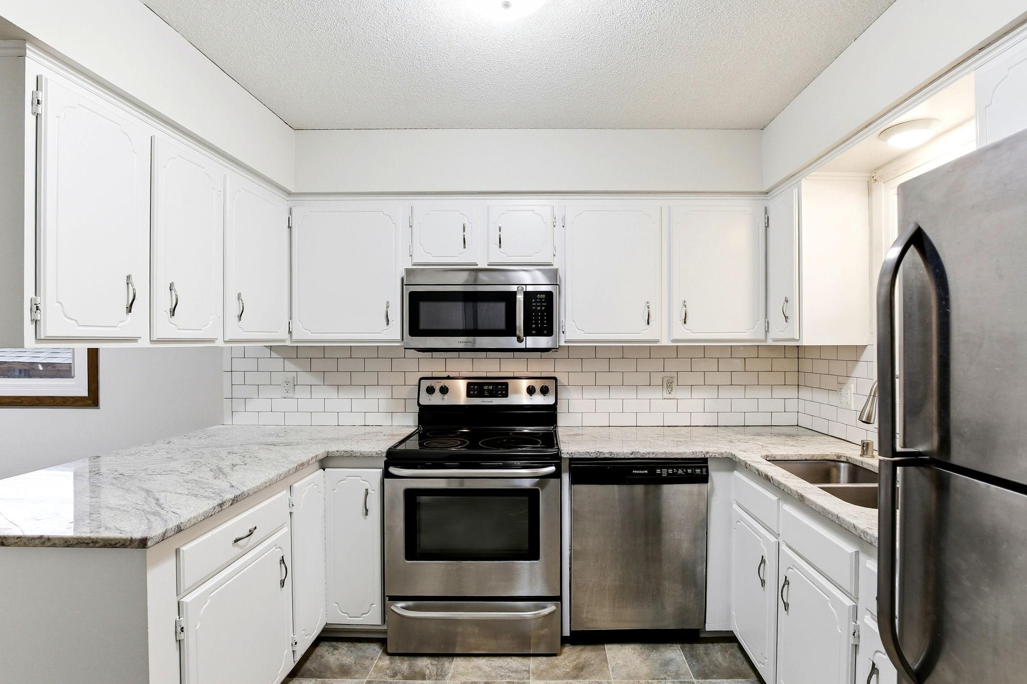View of Residential at 936 Jefferson Avenue, Saint Paul MN 55102, Saint Paul (13 of 38) - Mike Wilen | Minnesota Team Real Estate