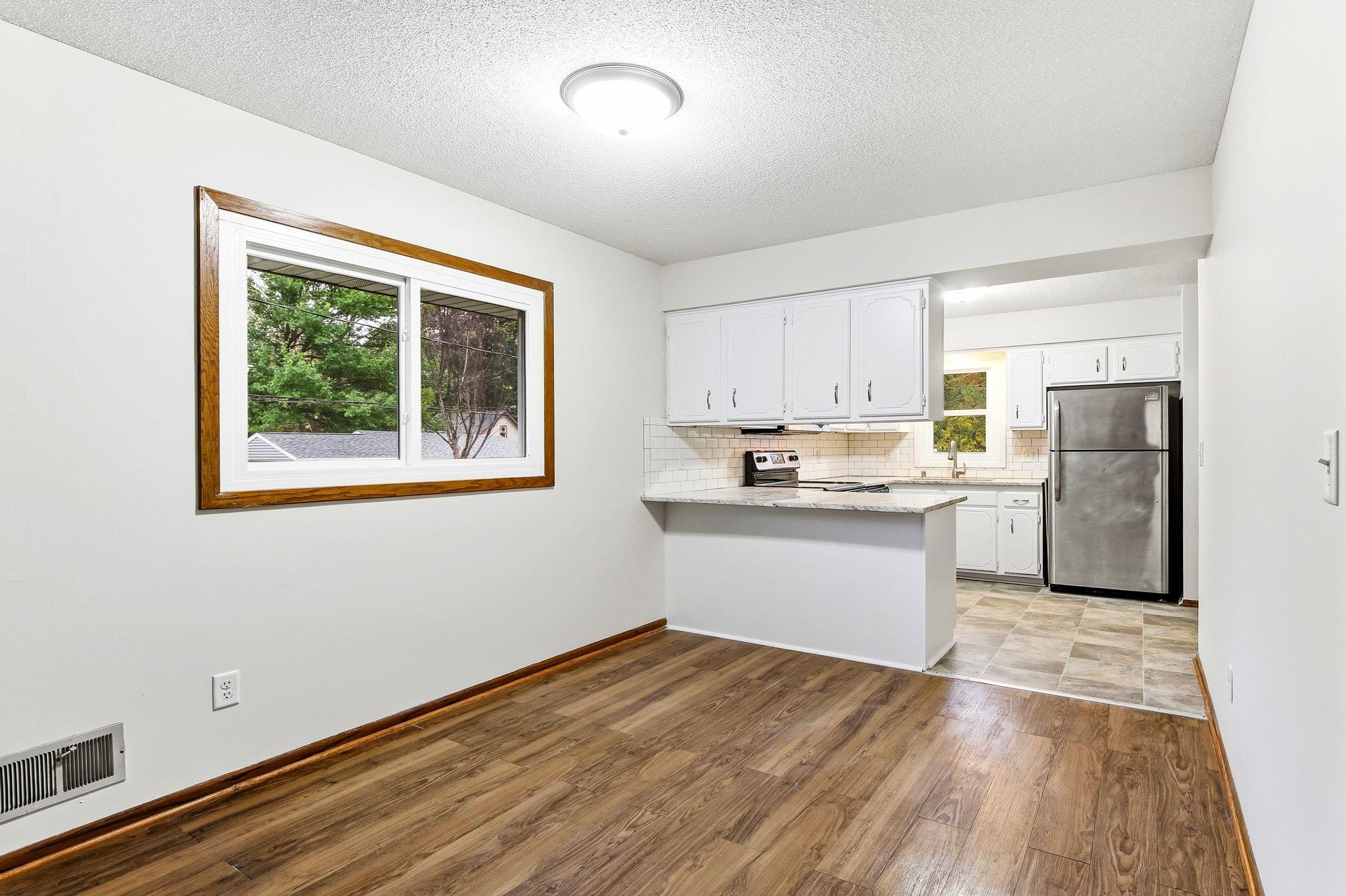 View of Residential at 936 Jefferson Avenue, Saint Paul MN 55102, Saint Paul (10 of 38) - Mike Wilen | Minnesota Team Real Estate