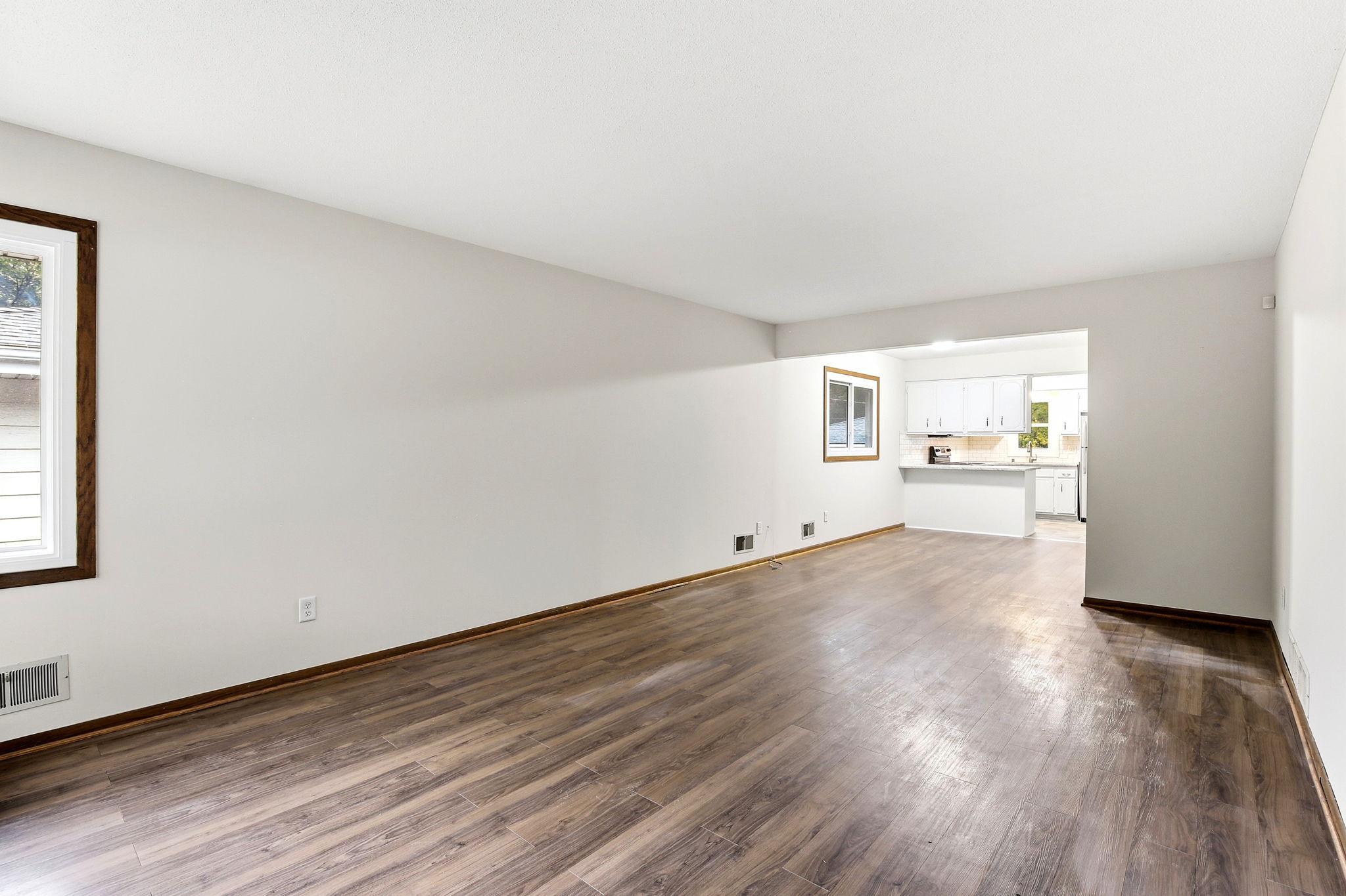 View of Residential at 936 Jefferson Avenue, Saint Paul MN 55102, Saint Paul (7 of 38) - Mike Wilen | Minnesota Team Real Estate