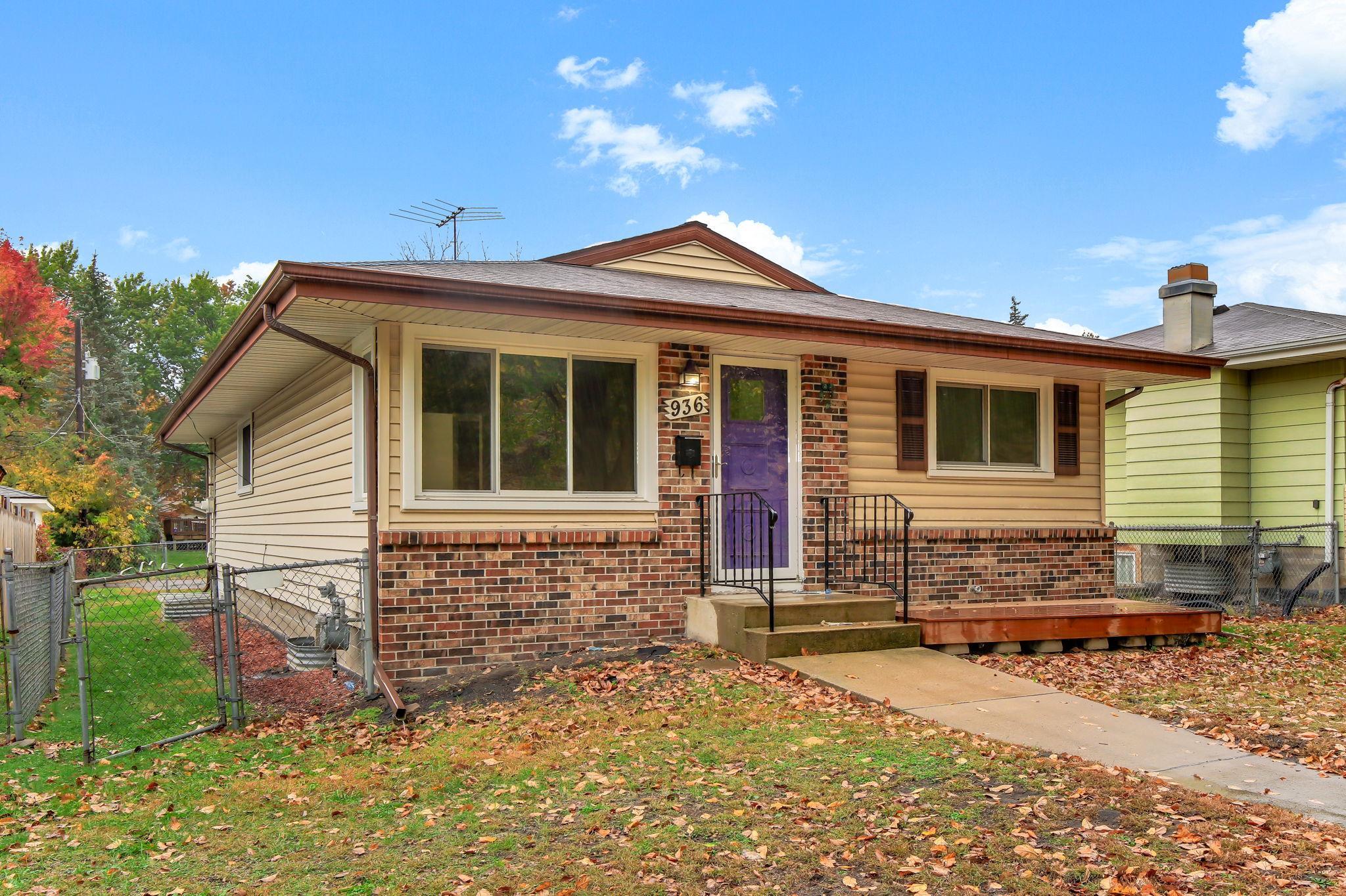 View of Residential at 936 Jefferson Avenue, Saint Paul MN 55102, Saint Paul (2 of 38) - Mike Wilen | Minnesota Team Real Estate