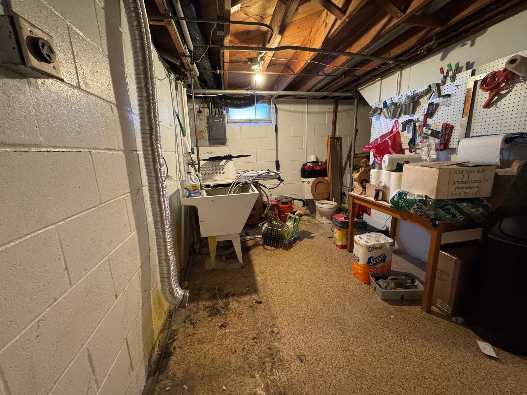 View of Residential at 8 Russell Avenue, Minneapolis MN 55405, Minneapolis (16 of 16) - Mike Wilen | Minnesota Team Real Estate