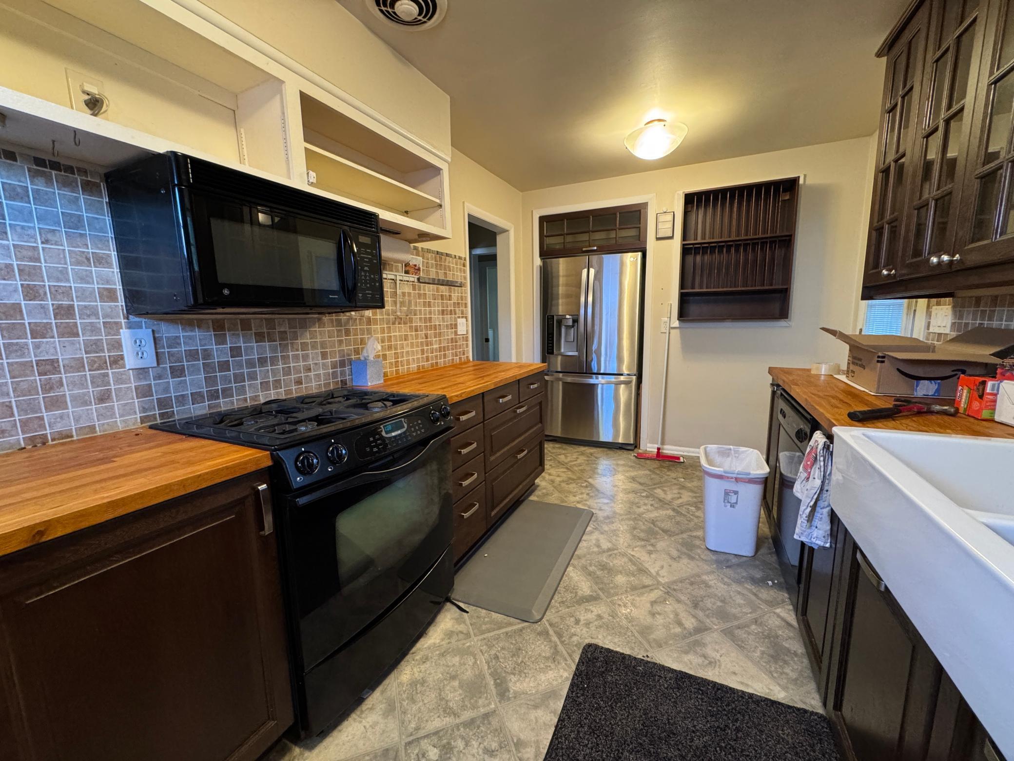 View of Residential at 8 Russell Avenue, Minneapolis MN 55405, Minneapolis (9 of 16) - Mike Wilen | Minnesota Team Real Estate