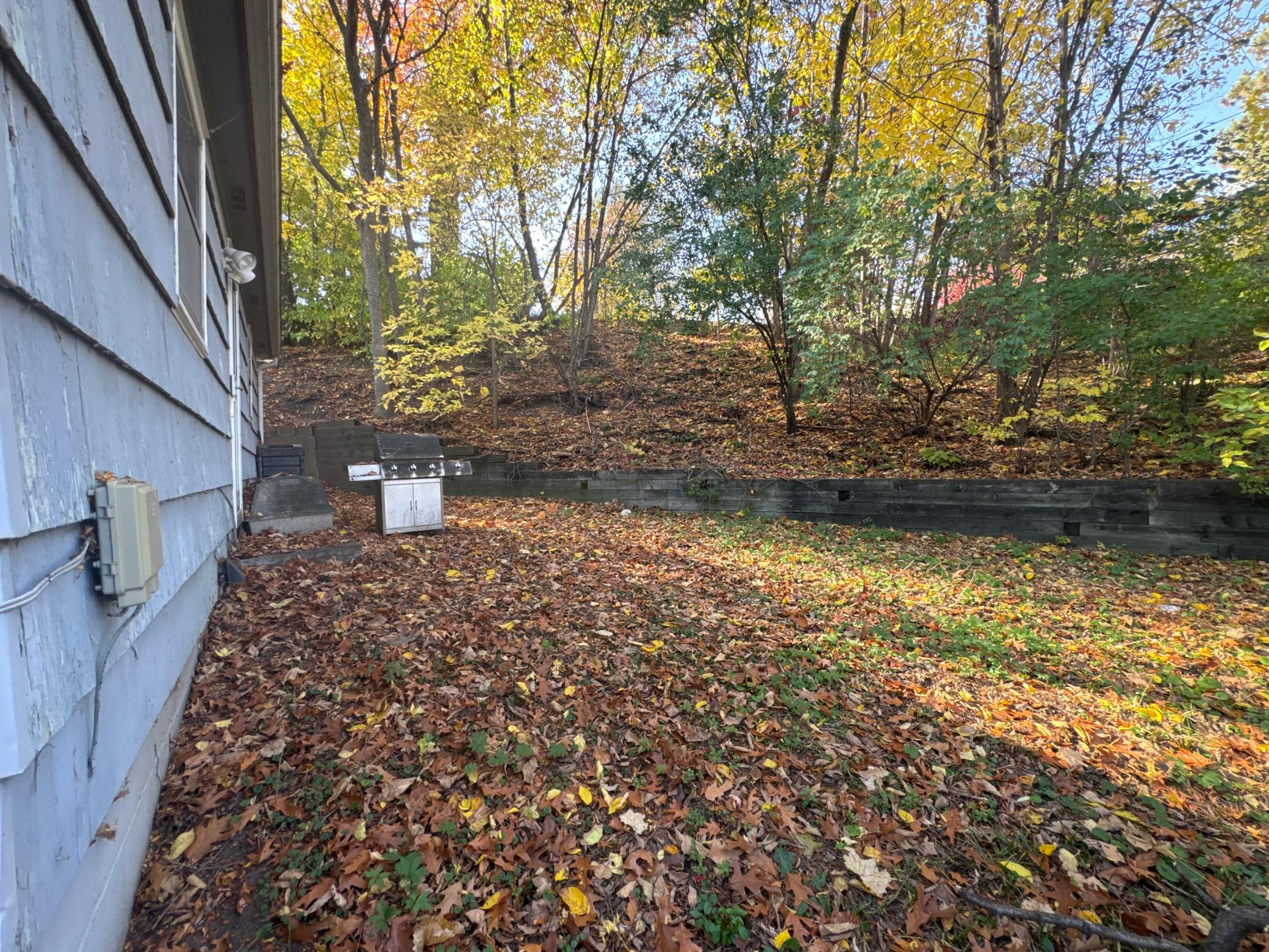 View of Residential at 8 Russell Avenue, Minneapolis MN 55405, Minneapolis (5 of 16) - Mike Wilen | Minnesota Team Real Estate