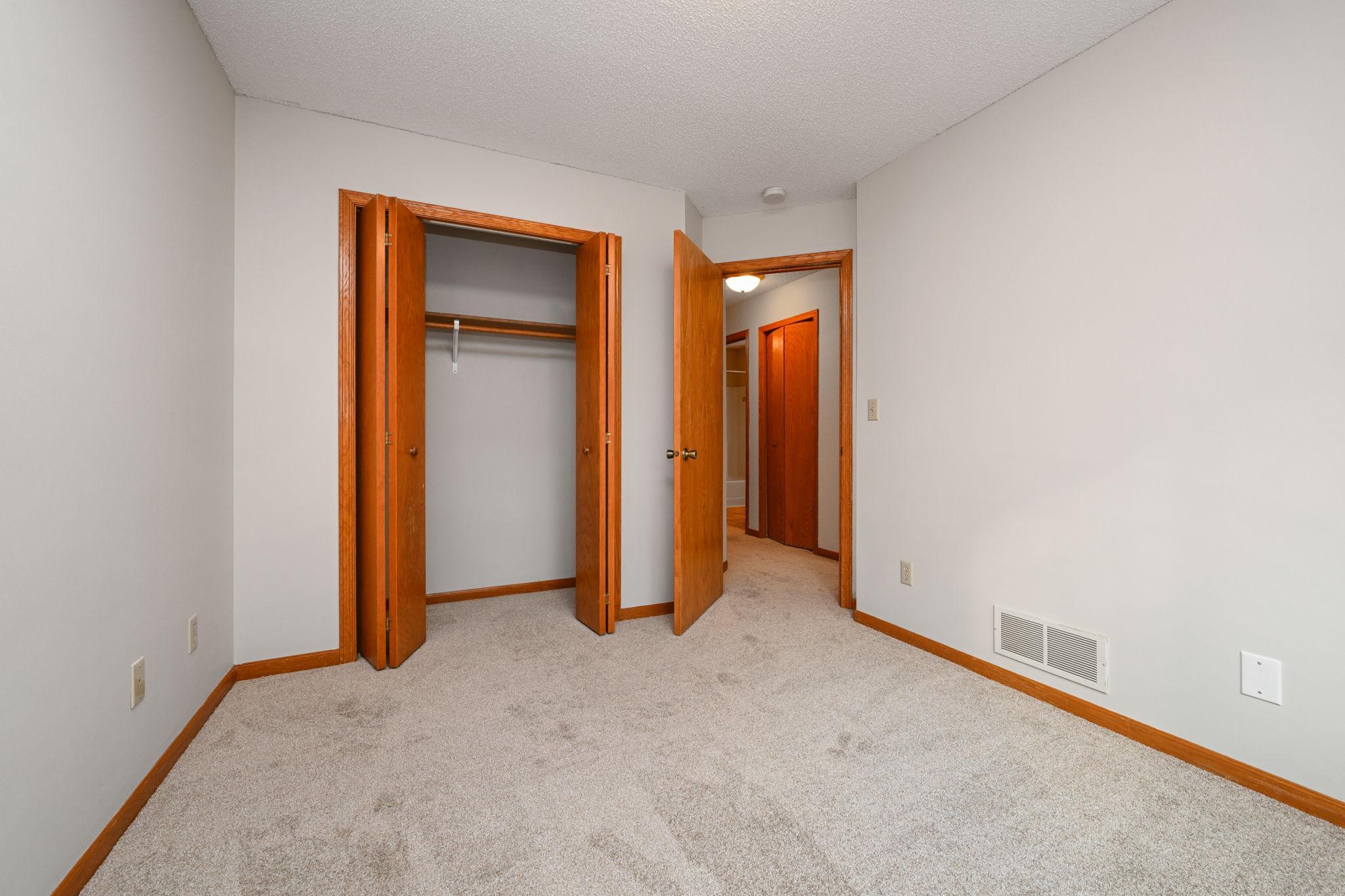 View of Residential at 1067 Fillmore Circle, Fridley MN 55432, Fridley (16 of 35) - Mike Wilen | Minnesota Team Real Estate